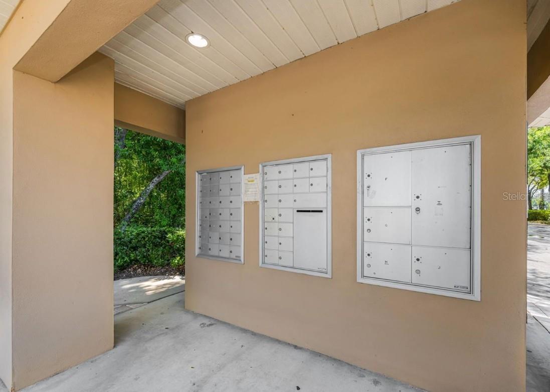8013 SUTTON TERRACE LN — photo 31