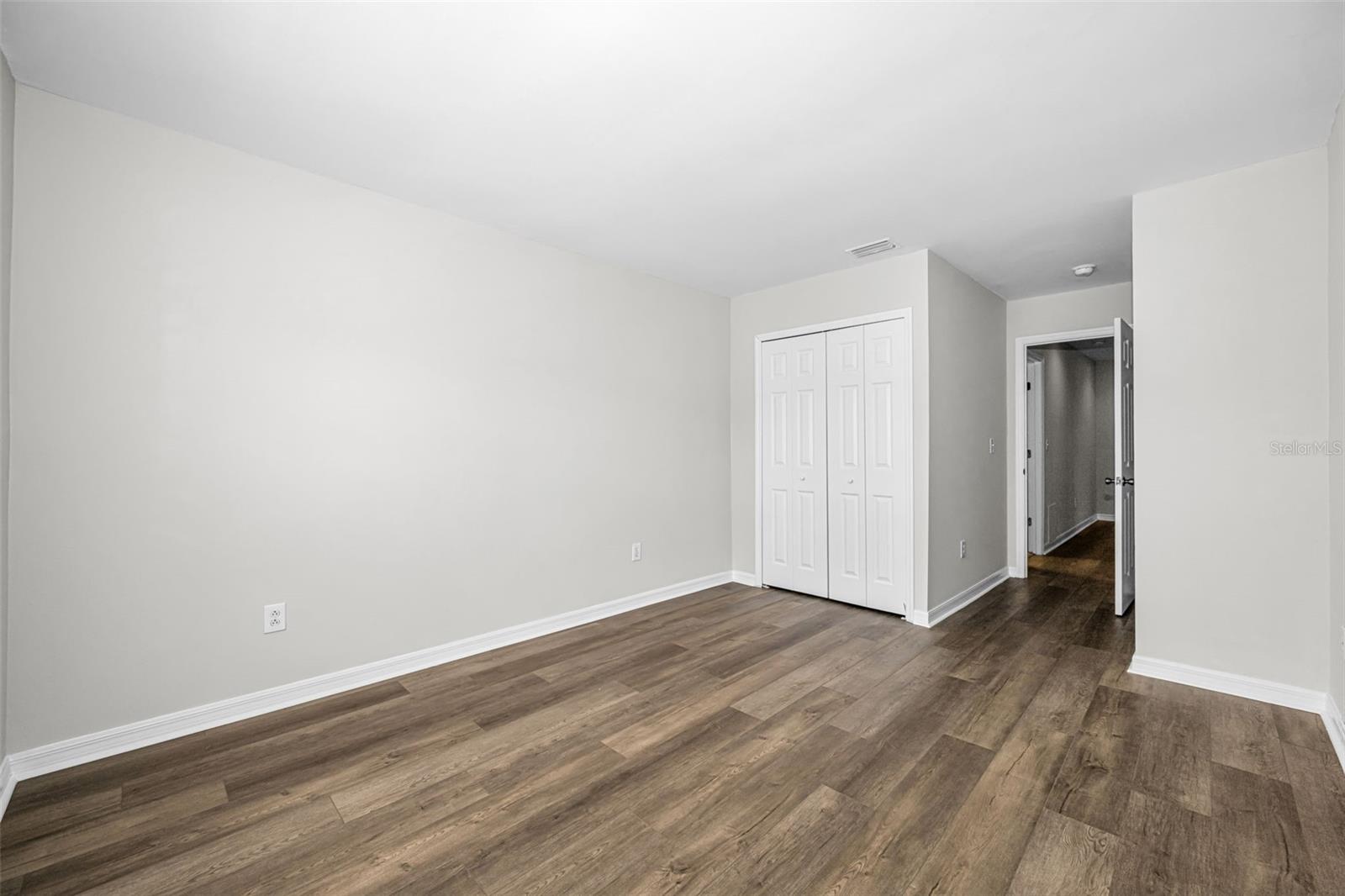8013 SUTTON TERRACE LN — photo 25