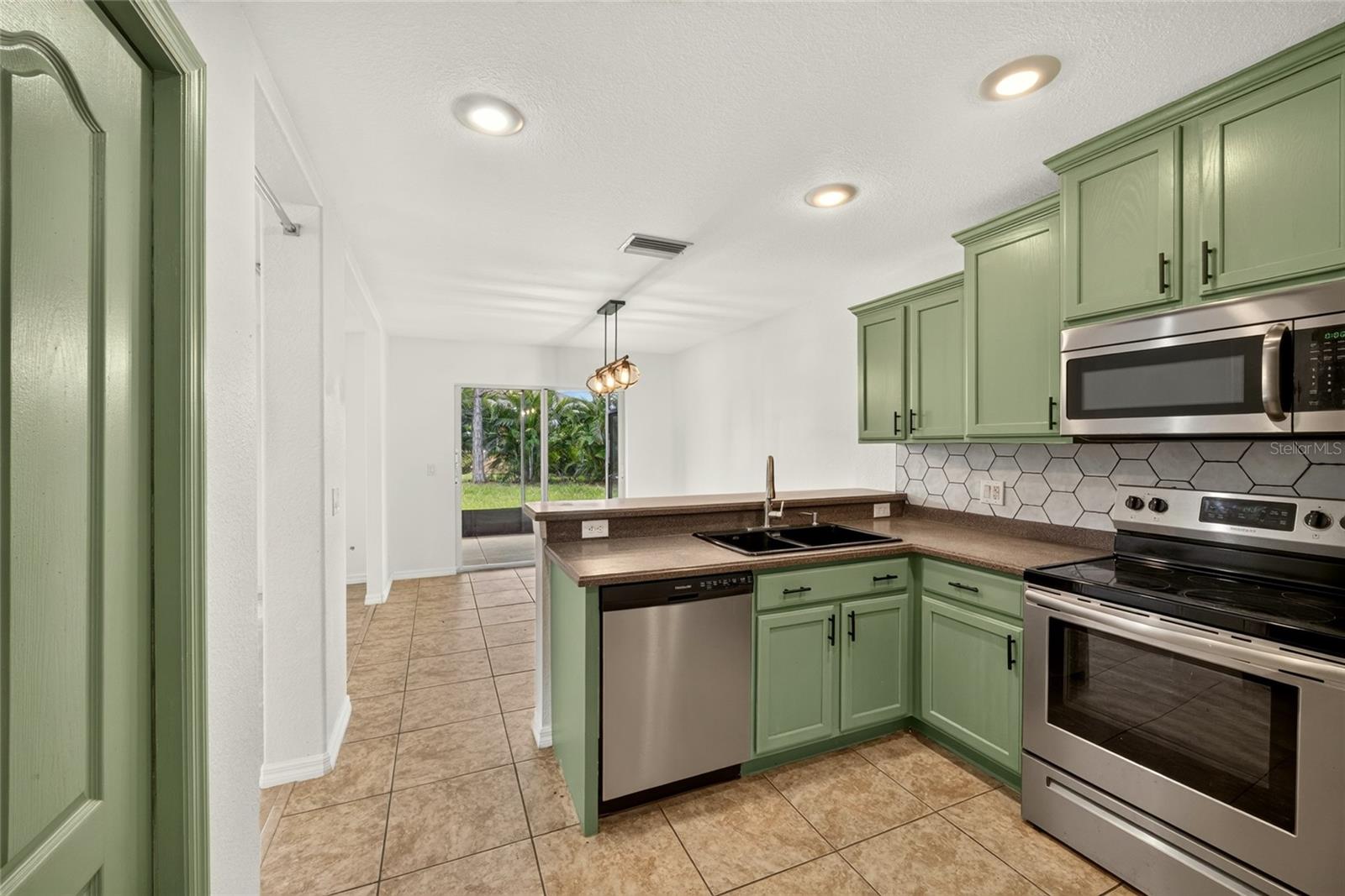 11723 TEMPEST HARBOR LOOP — photo 15