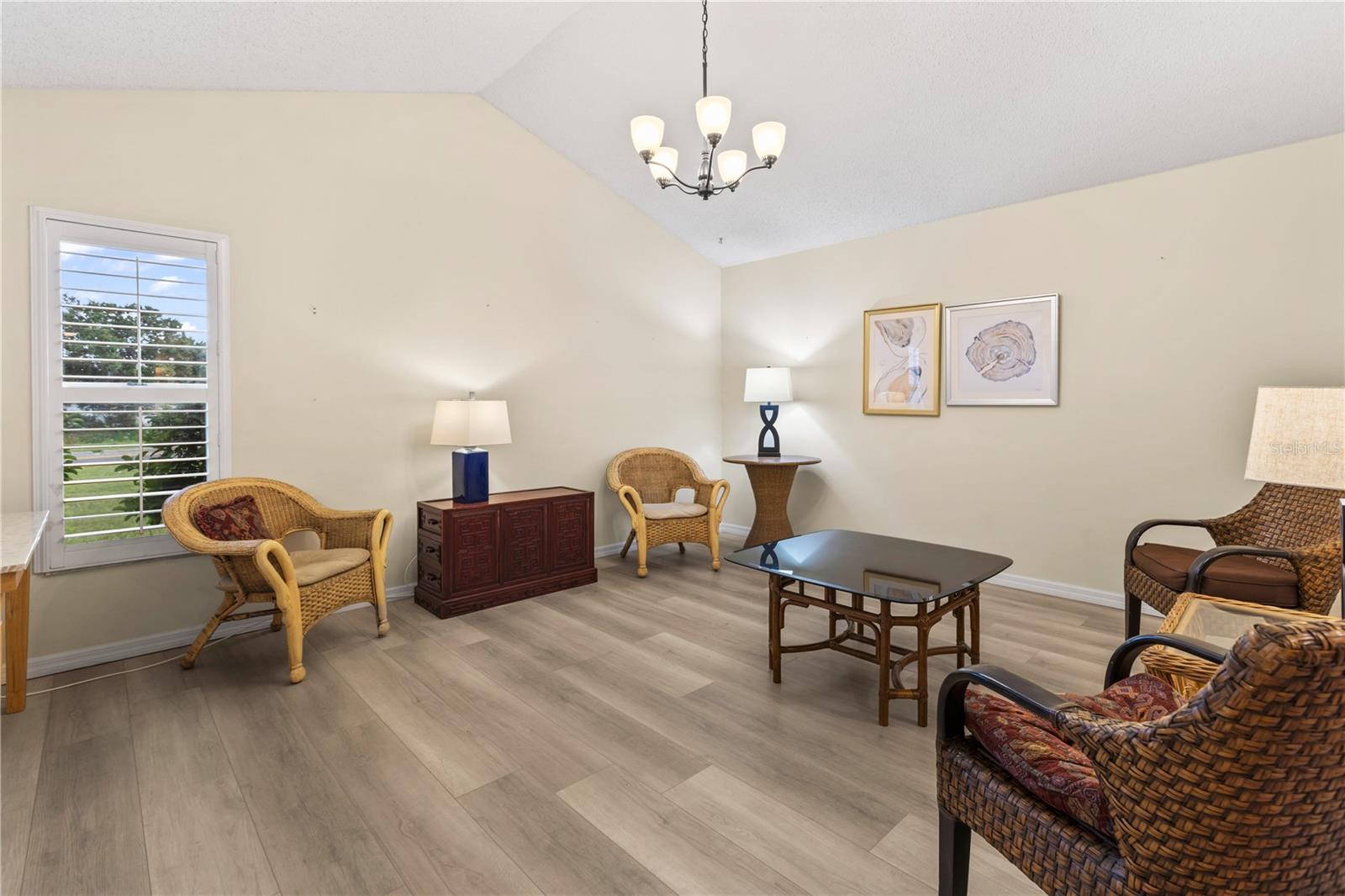 4096 CENTER POINTE PL #20B — photo 4
