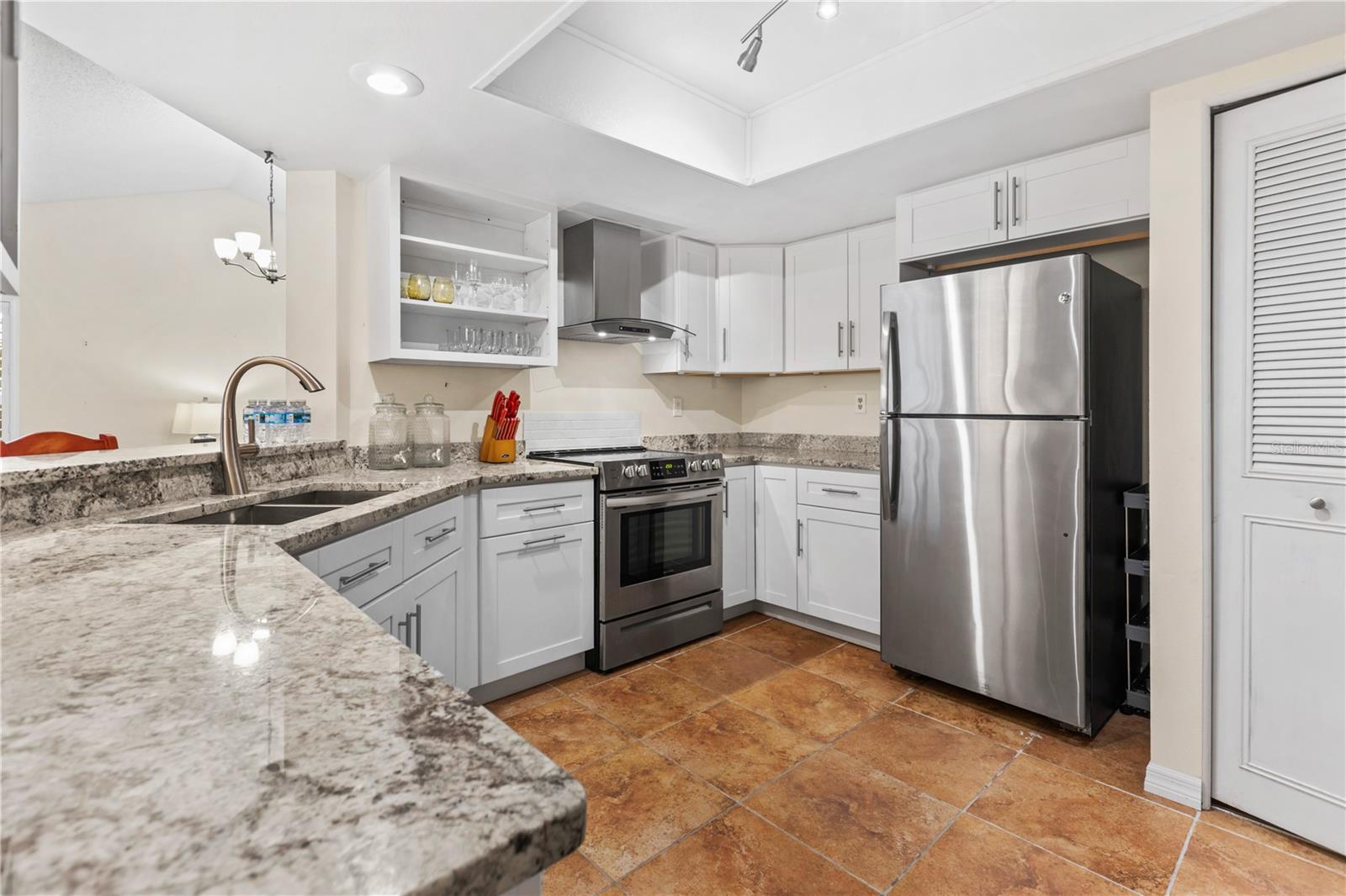 4096 CENTER POINTE PL #20B — photo 8