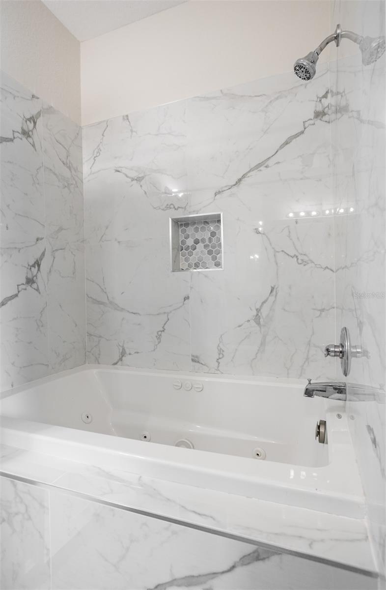 2717 VIA CIPRIANI #621B — photo 23