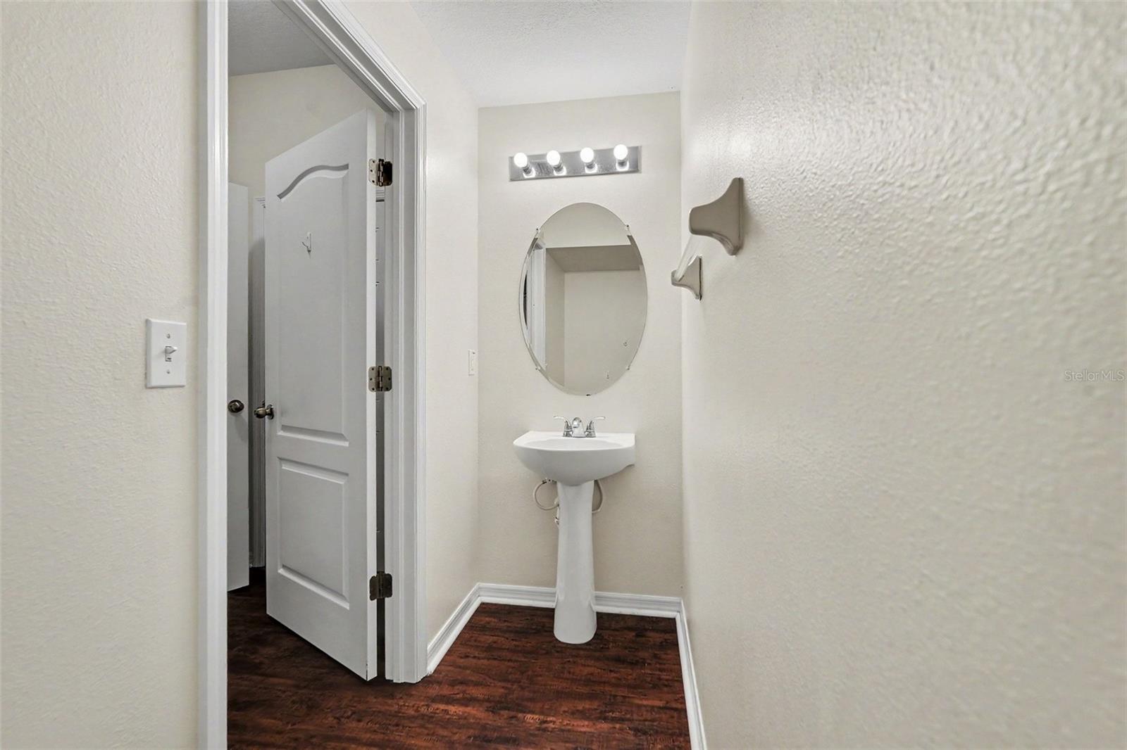 5520 KINGLETHILL DR — photo 9