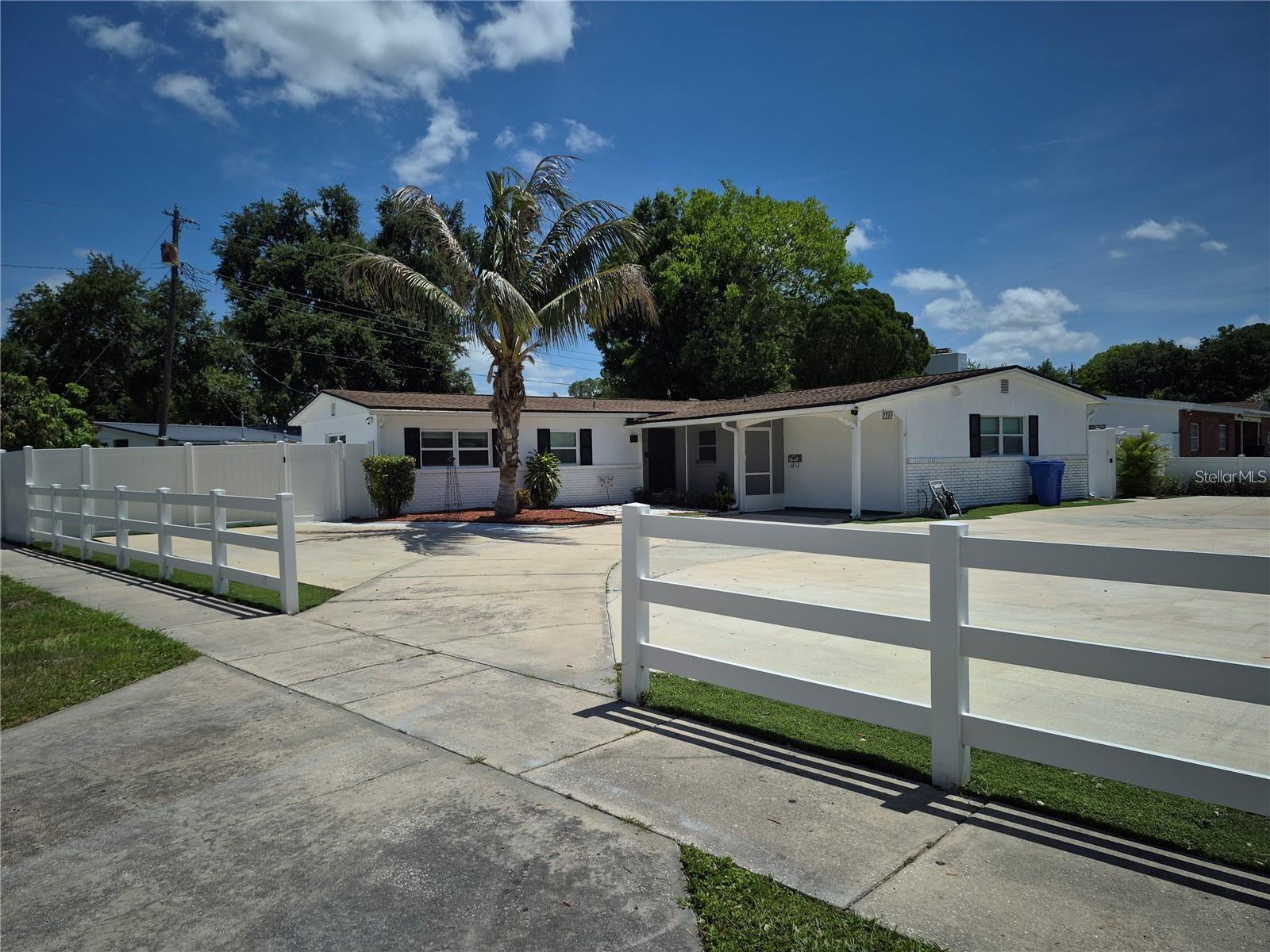 7709 W HANNA AVE — photo 20