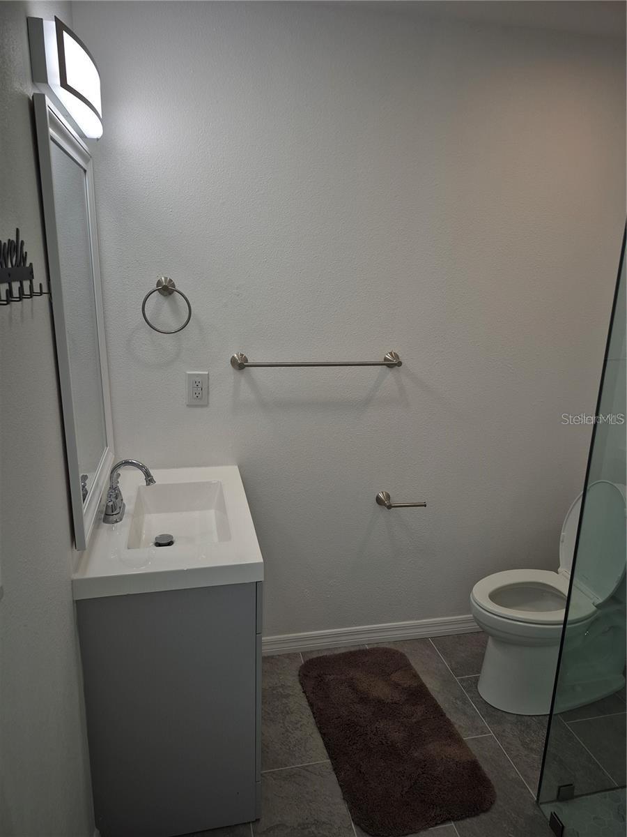 7709 W HANNA AVE — photo 12
