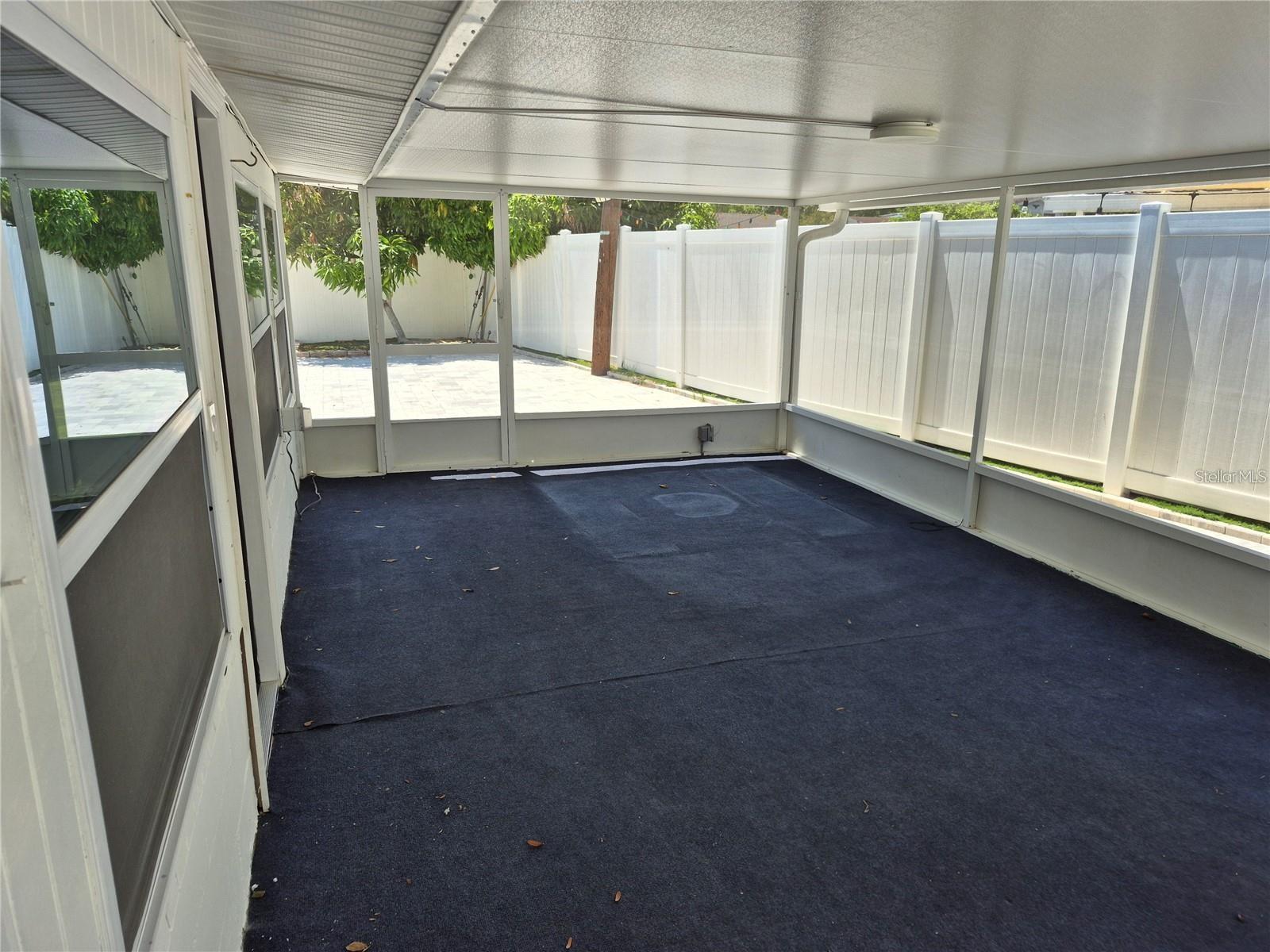 7709 W HANNA AVE — photo 18