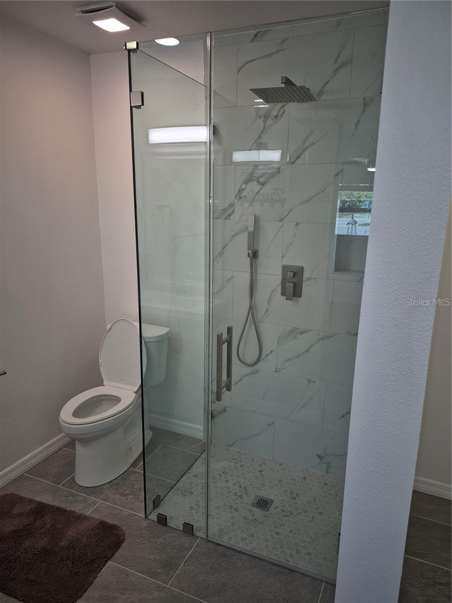 7709 W HANNA AVE — photo 11