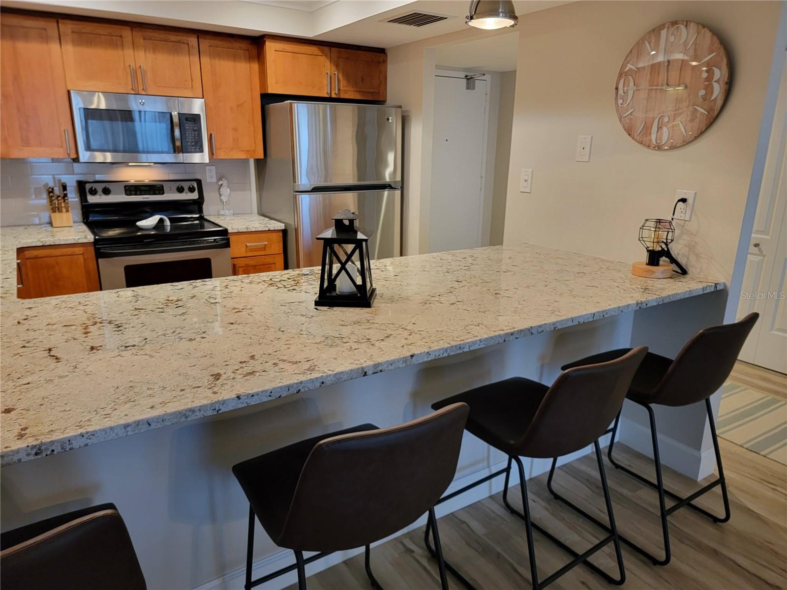 7650 BAYSHORE DR #302 — photo 11