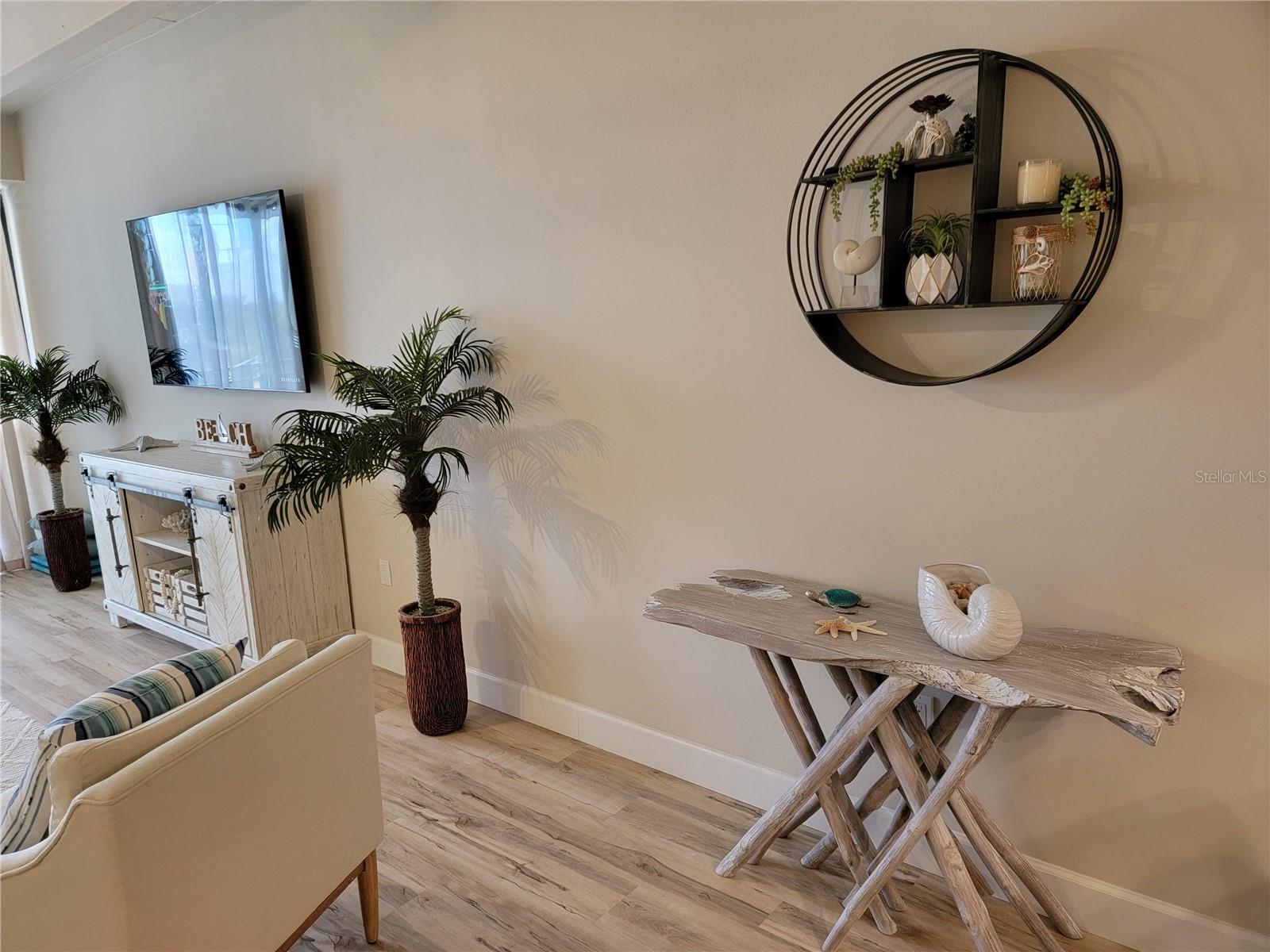 7650 BAYSHORE DR #302 — photo 3