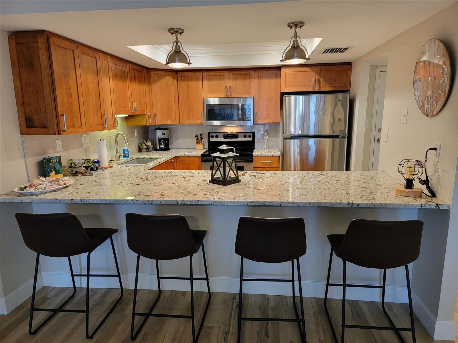 7650 BAYSHORE DR #302 — photo 12
