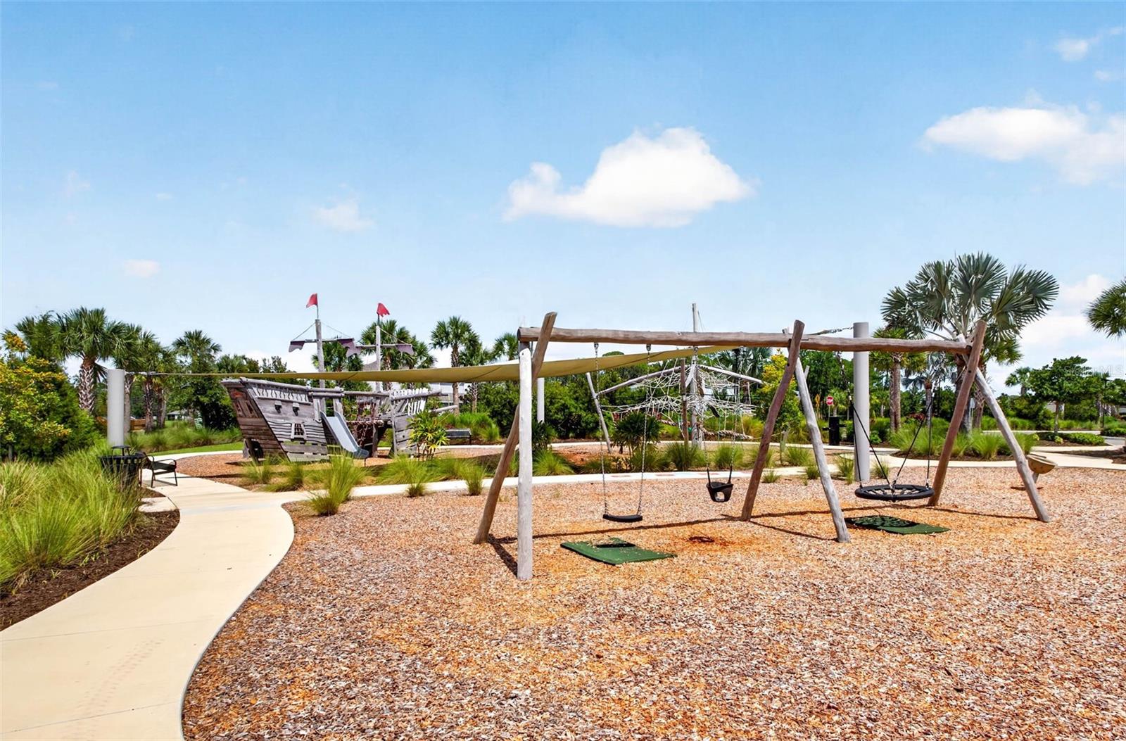 33901 LANDSMAN LOOP — photo 32
