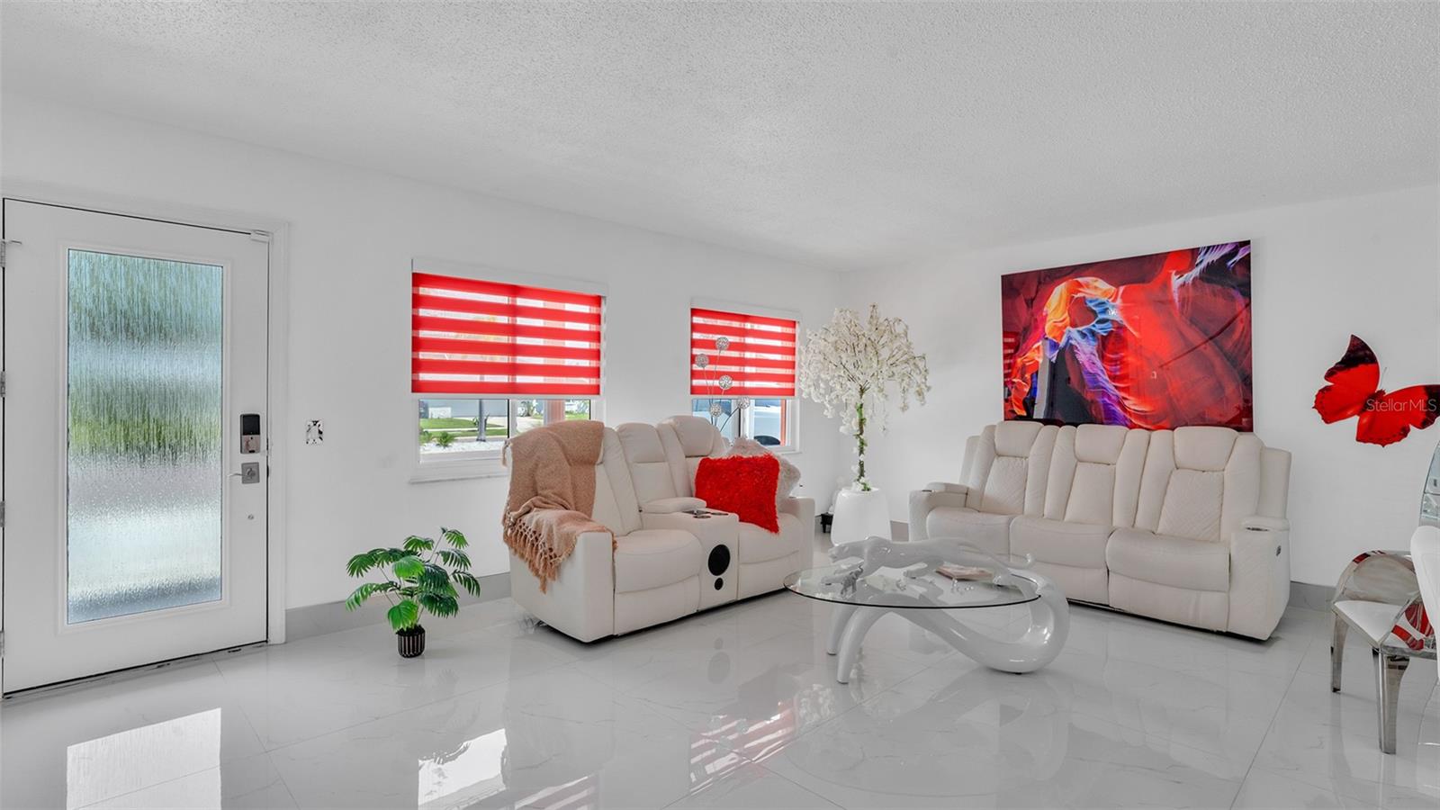 8301 LOPEZ DR — photo 7