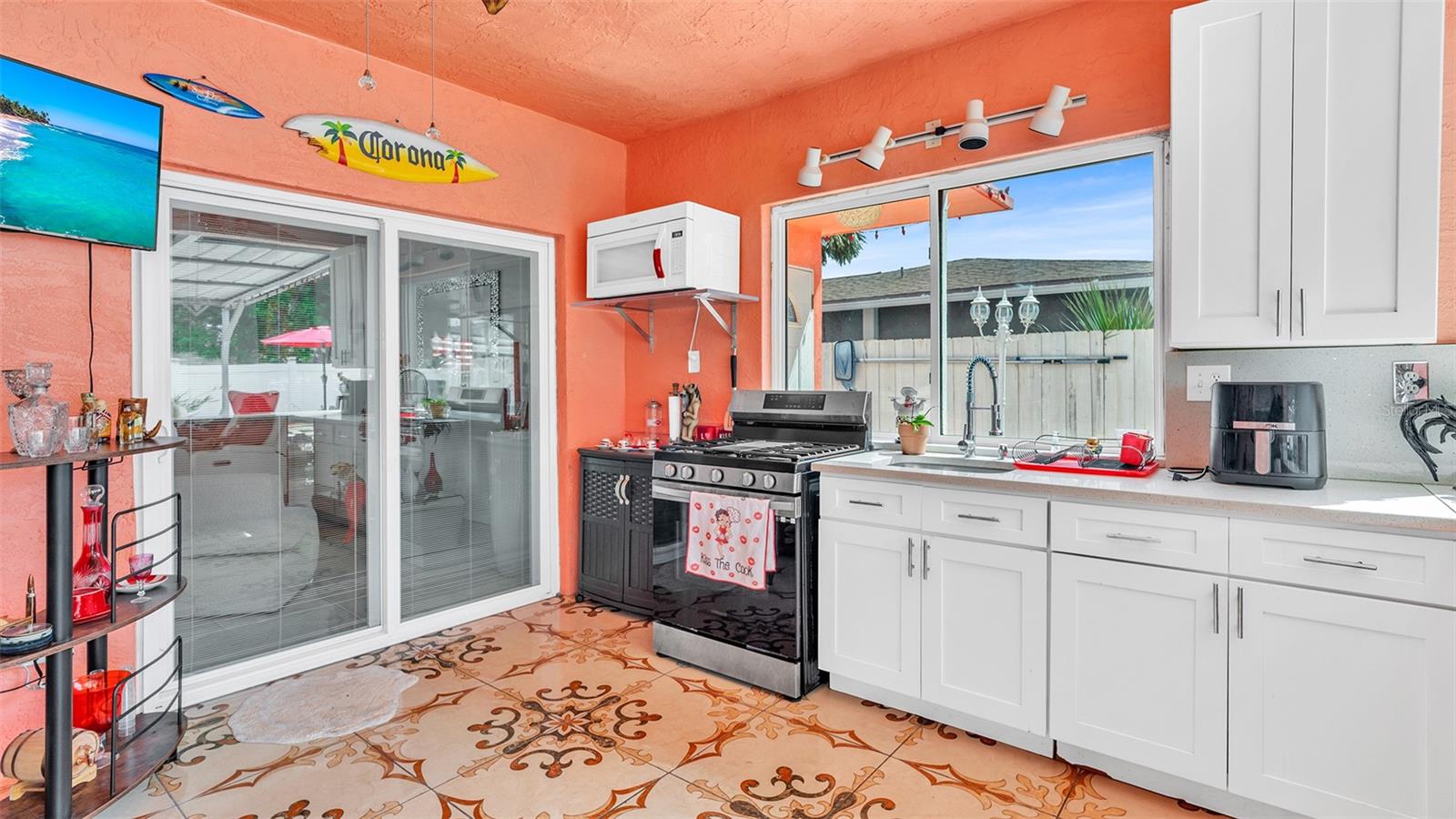 8301 LOPEZ DR — photo 36