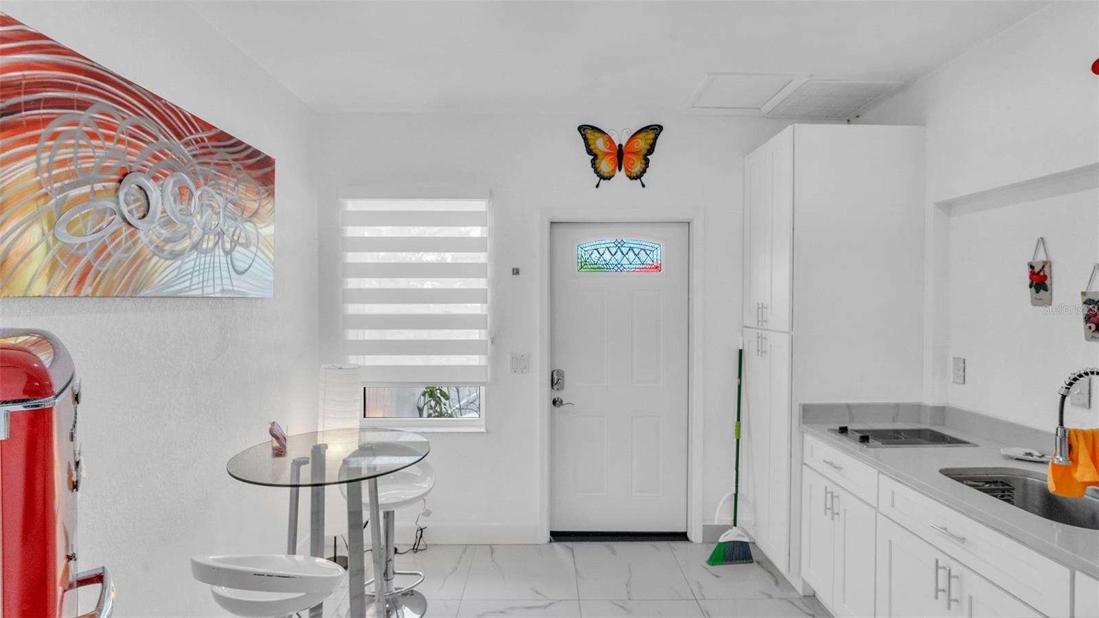 8301 LOPEZ DR — photo 15