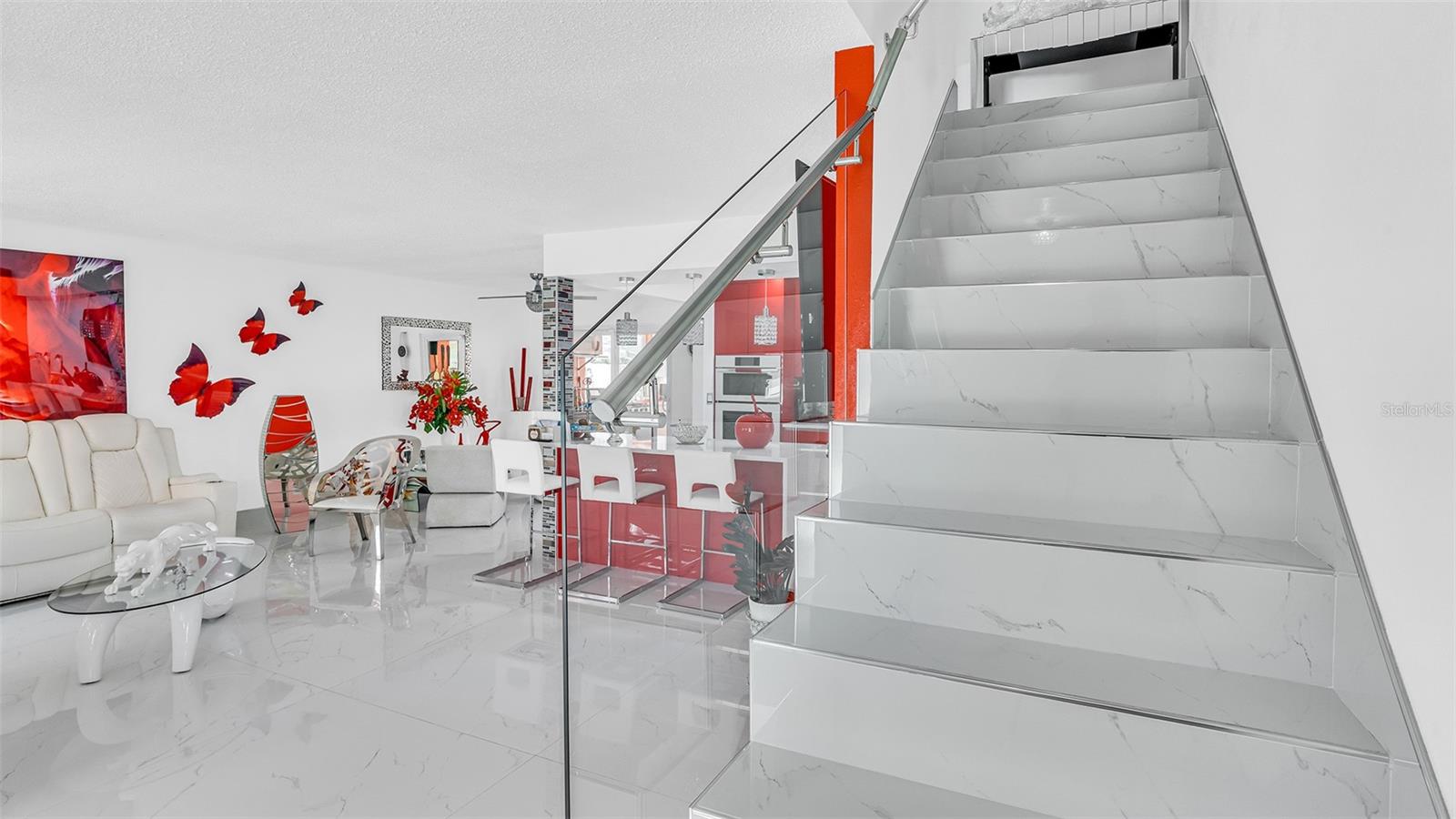 8301 LOPEZ DR — photo 17