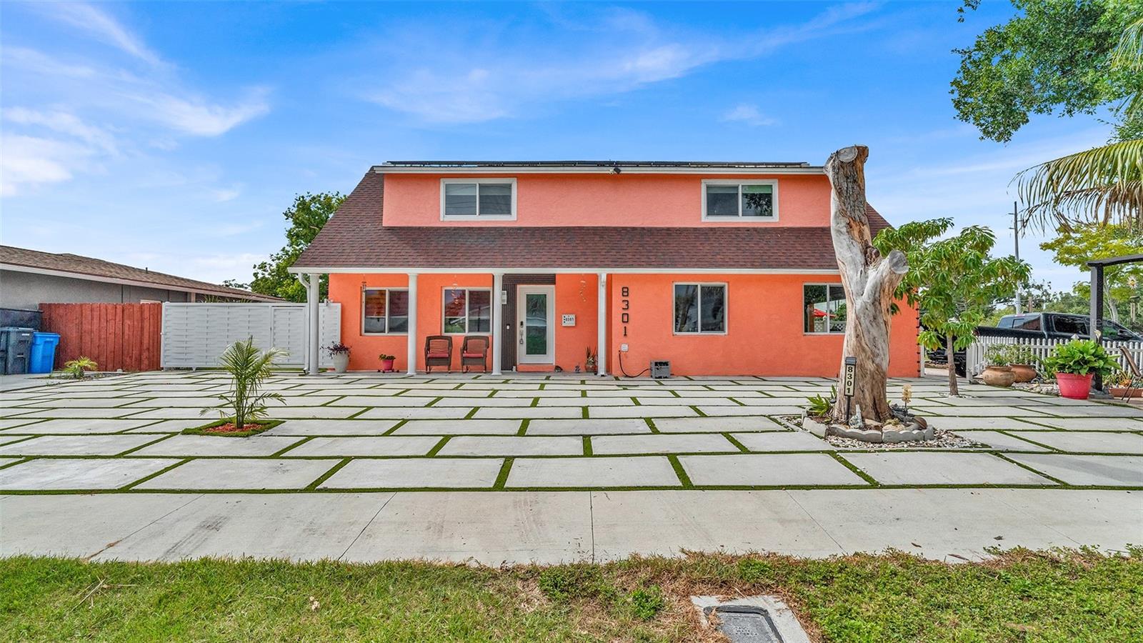 8301 LOPEZ DR — photo 3