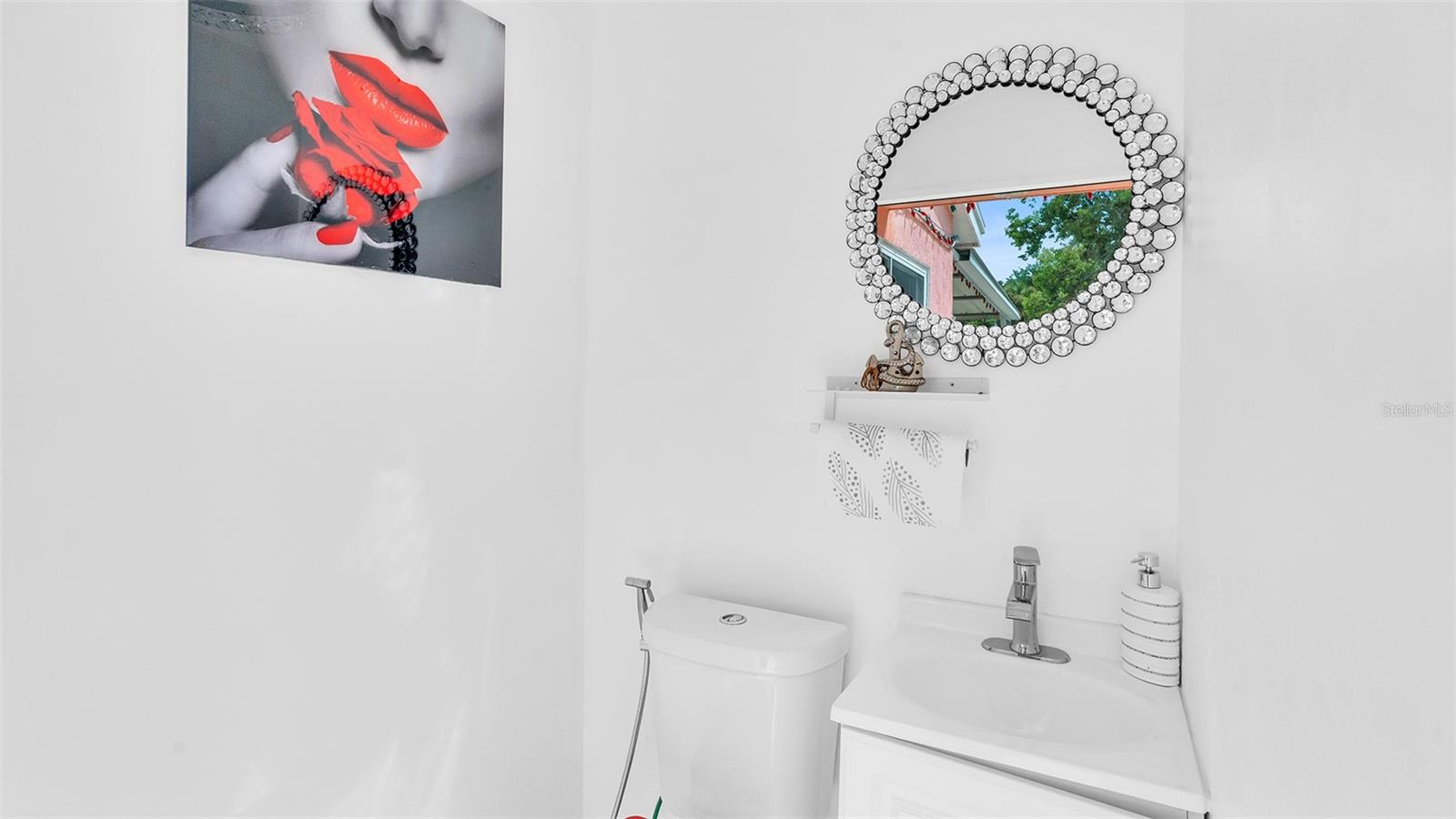 8301 LOPEZ DR — photo 29