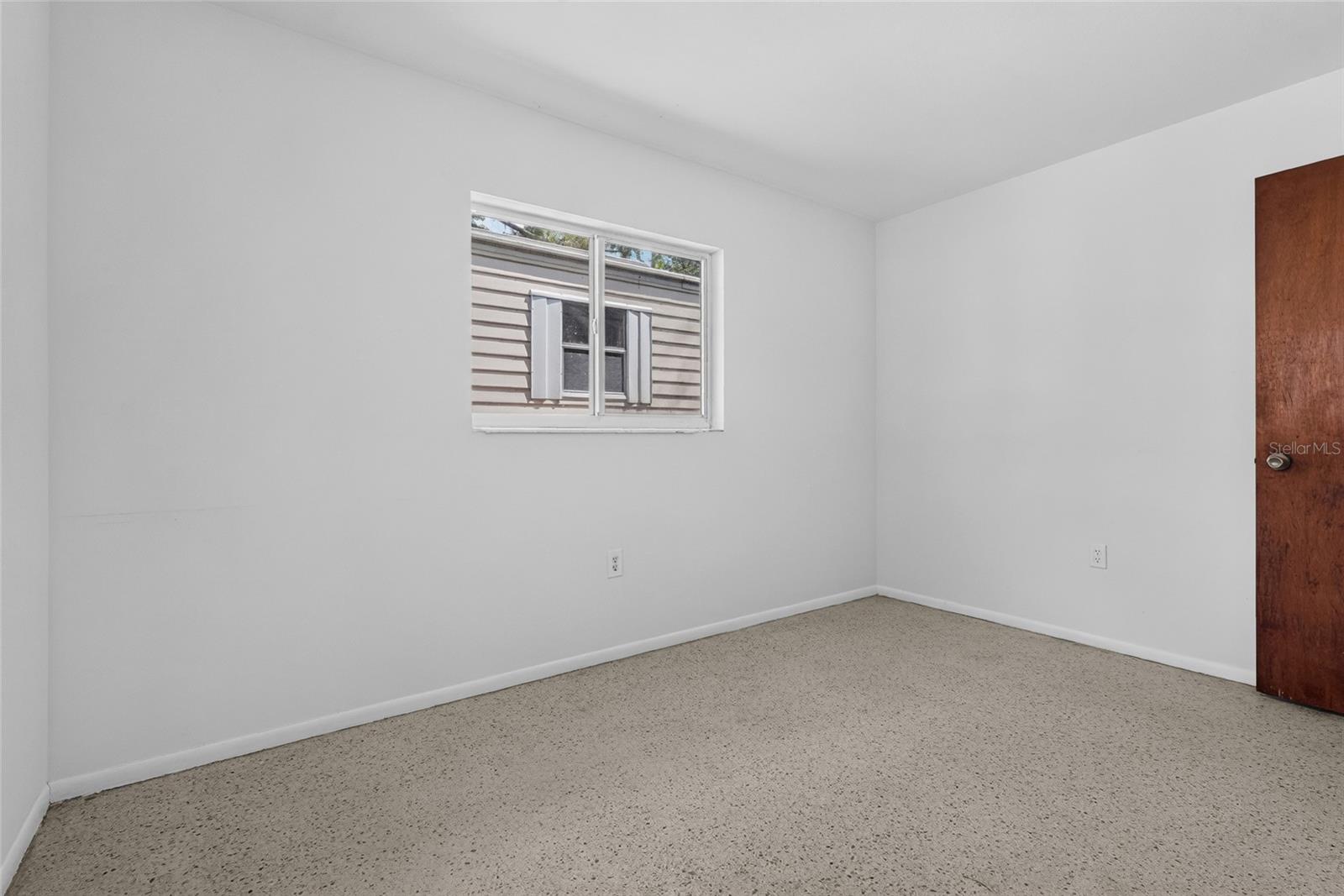 4923 BROOKMEADE DR — photo 20