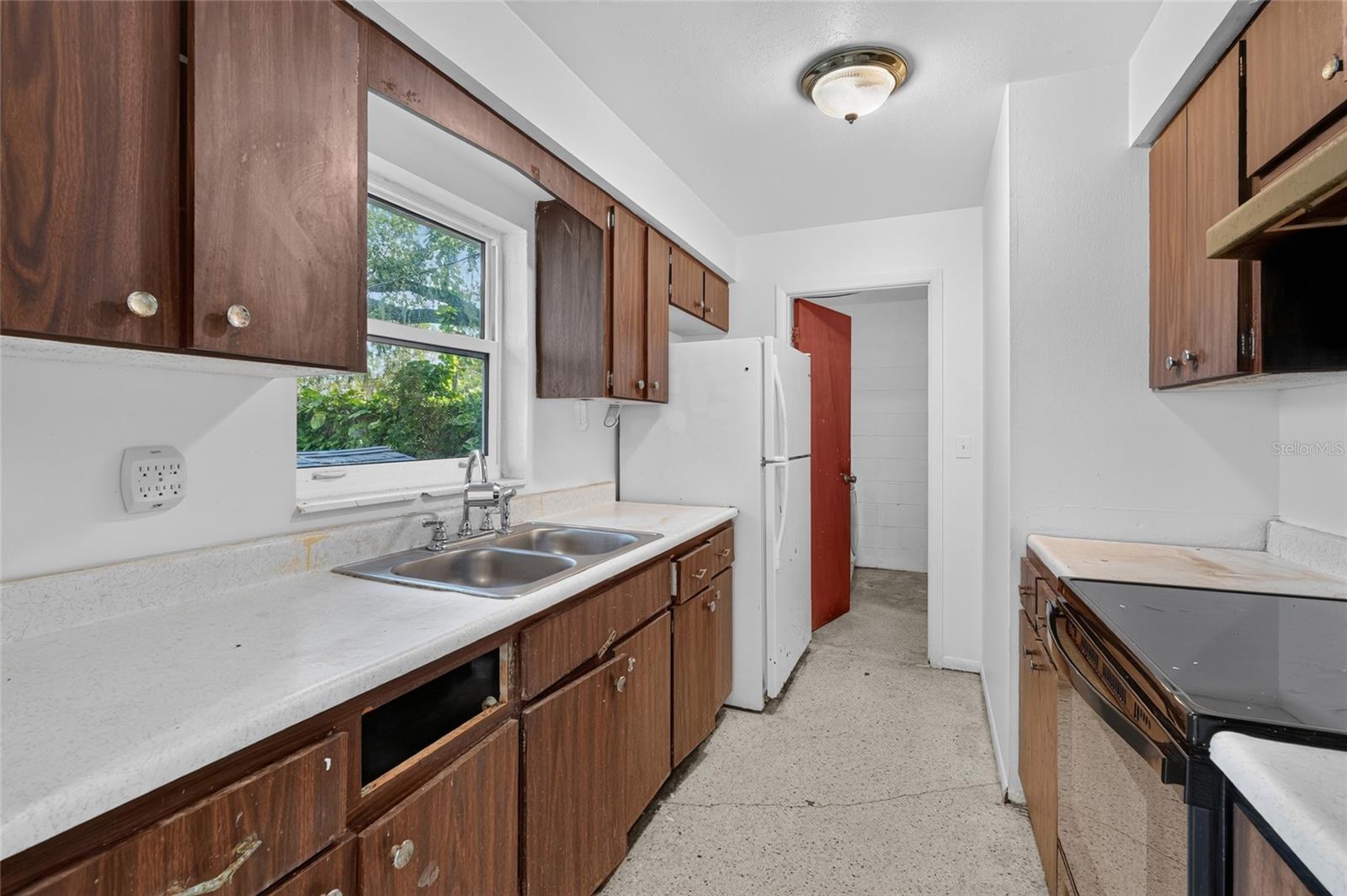 4923 BROOKMEADE DR — photo 12