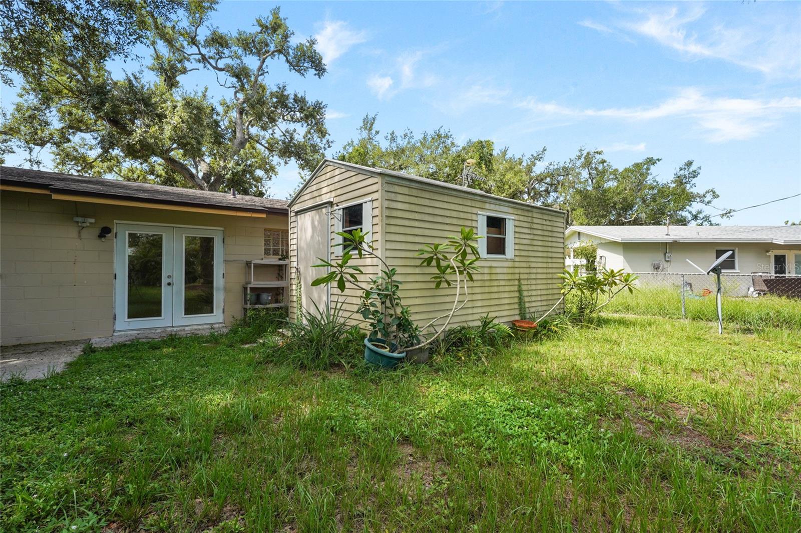 4923 BROOKMEADE DR — photo 24