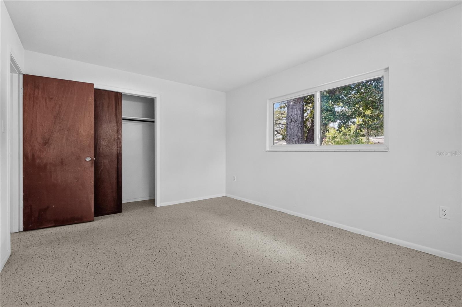 4923 BROOKMEADE DR — photo 15