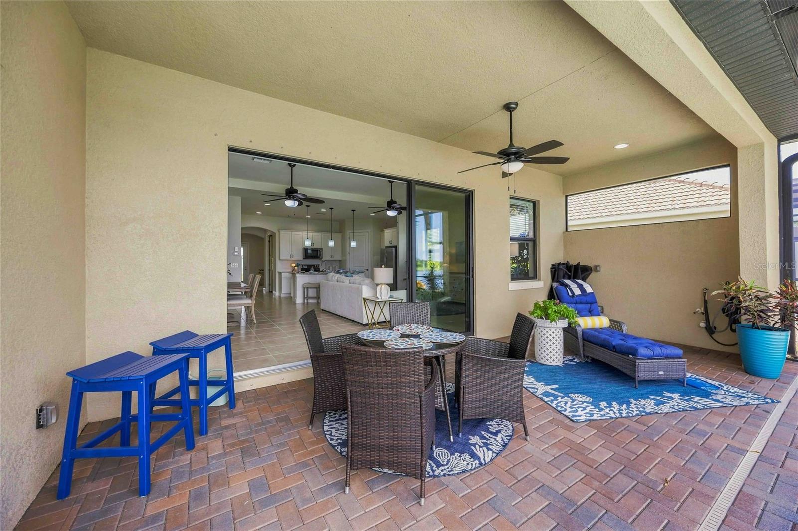 23781 WAVERLY CIR — photo 40