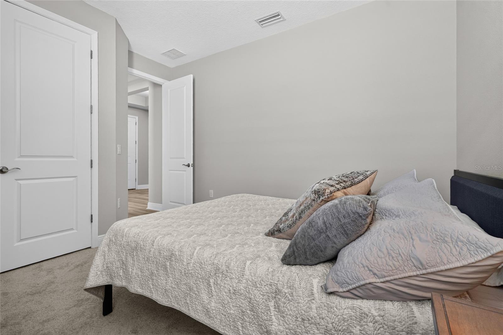 3541 SECLUDED CT — photo 31