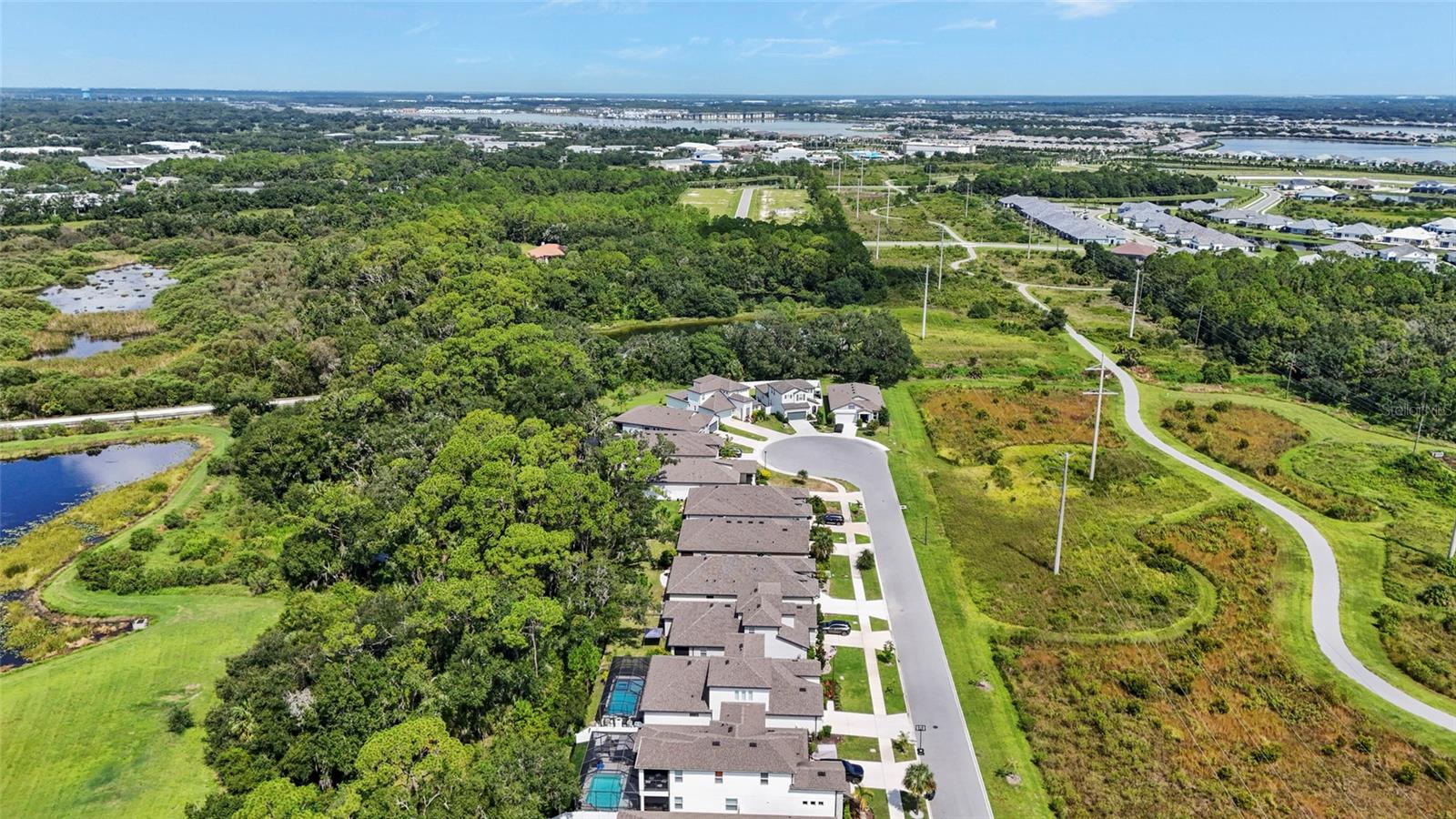 3541 SECLUDED CT — photo 47