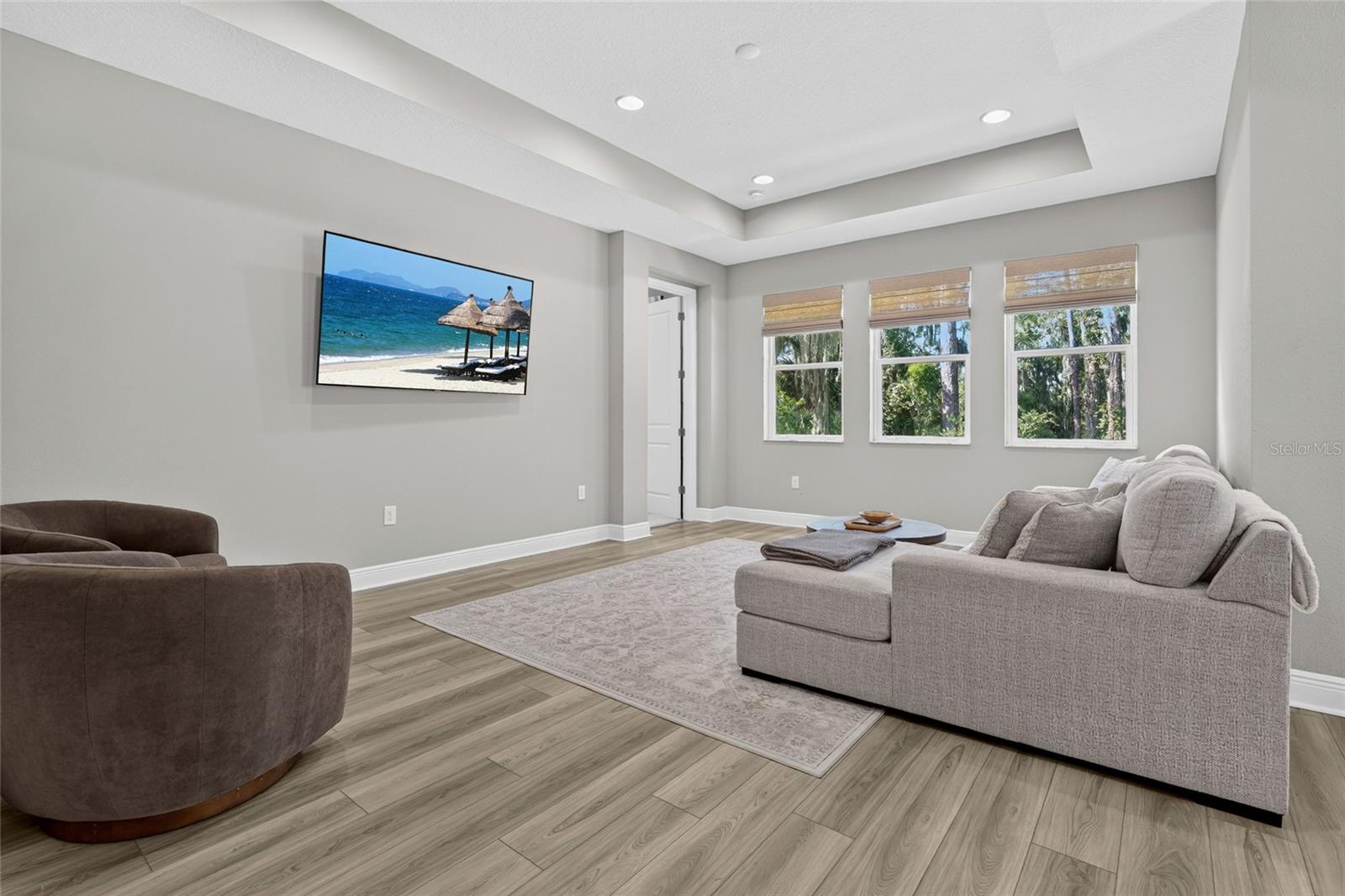 3541 SECLUDED CT — photo 25