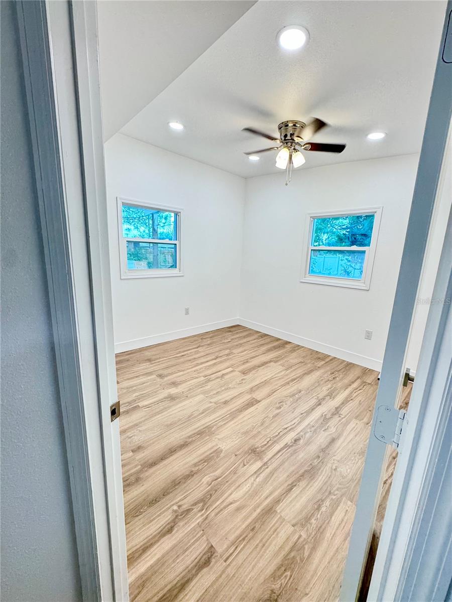 7913 TIDEWATER TRL — photo 16