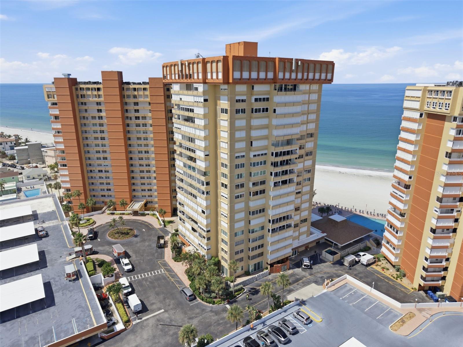 17920 GULF BLVD #1401 — photo 32