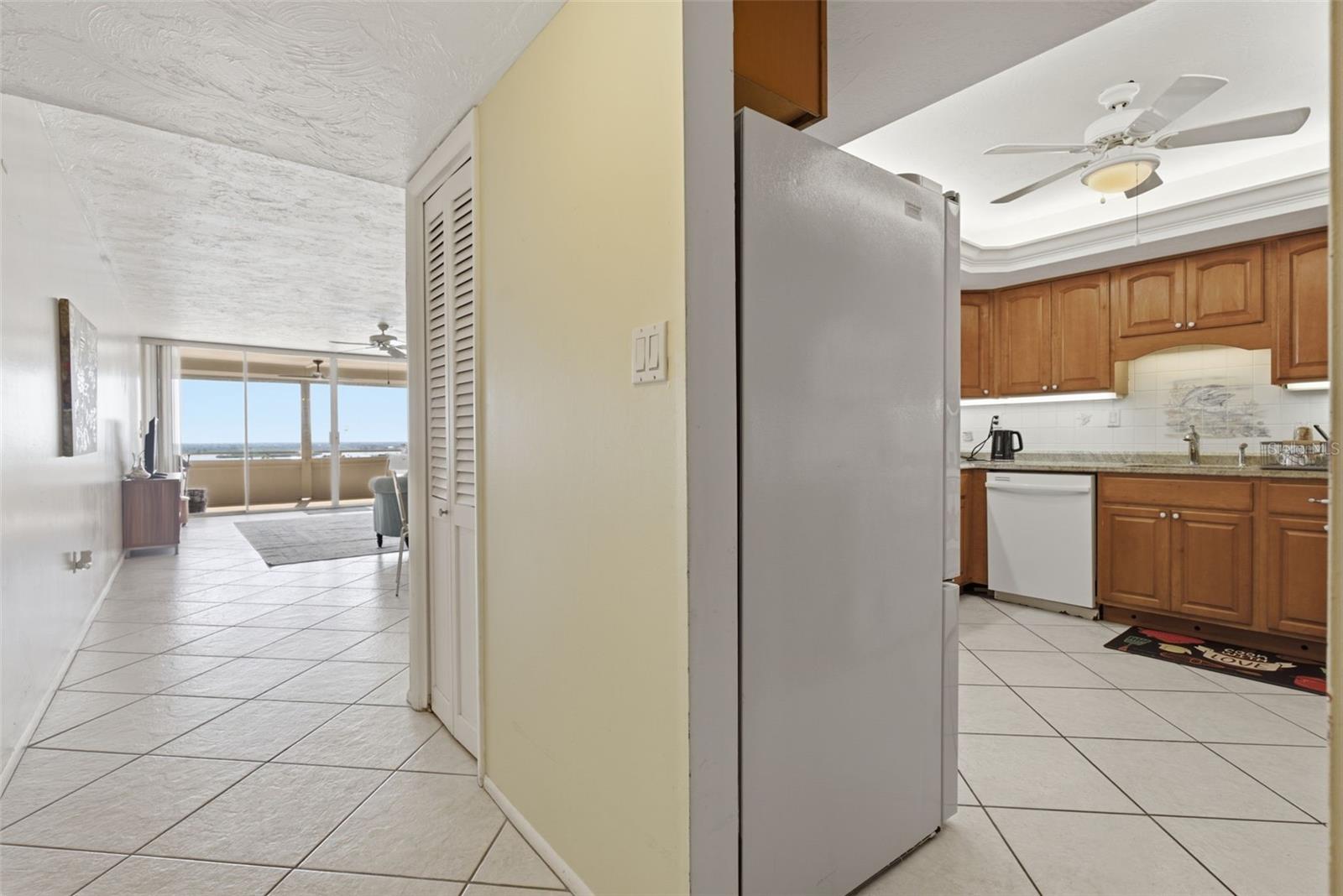 17920 GULF BLVD #1401 — photo 8