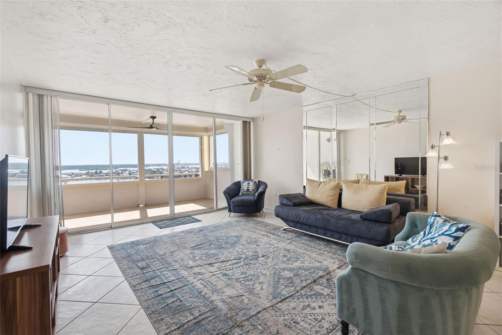 17920 GULF BLVD #1401 — photo 13