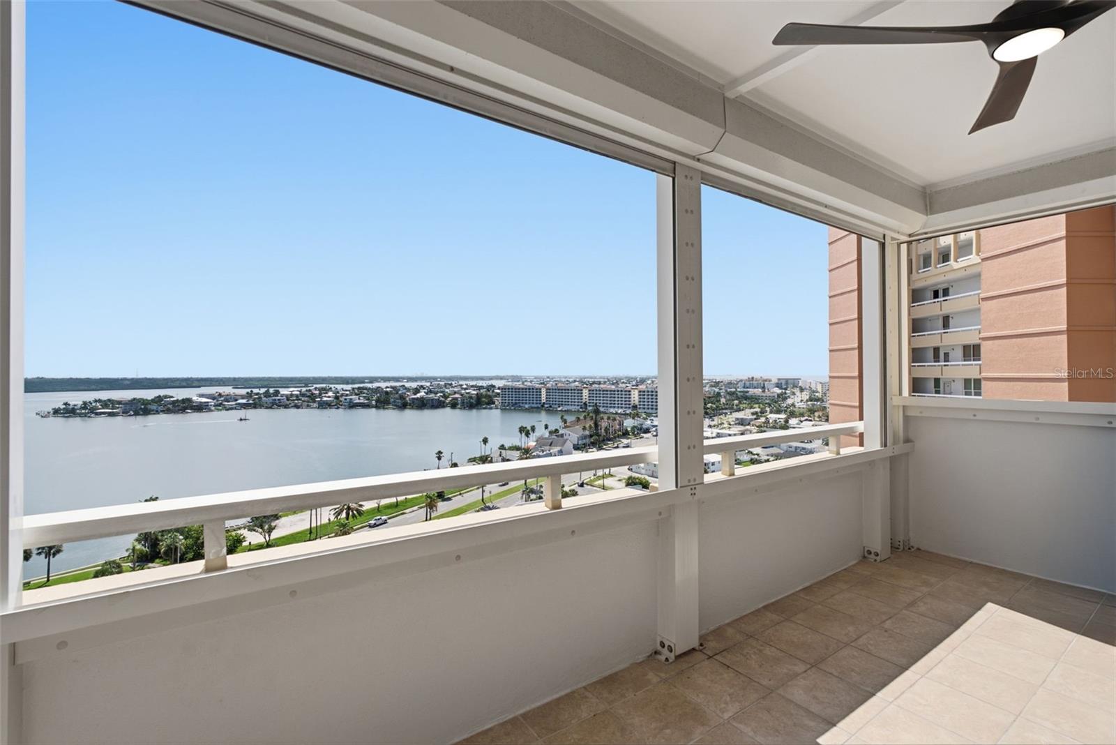 17920 GULF BLVD #1401 — photo 16