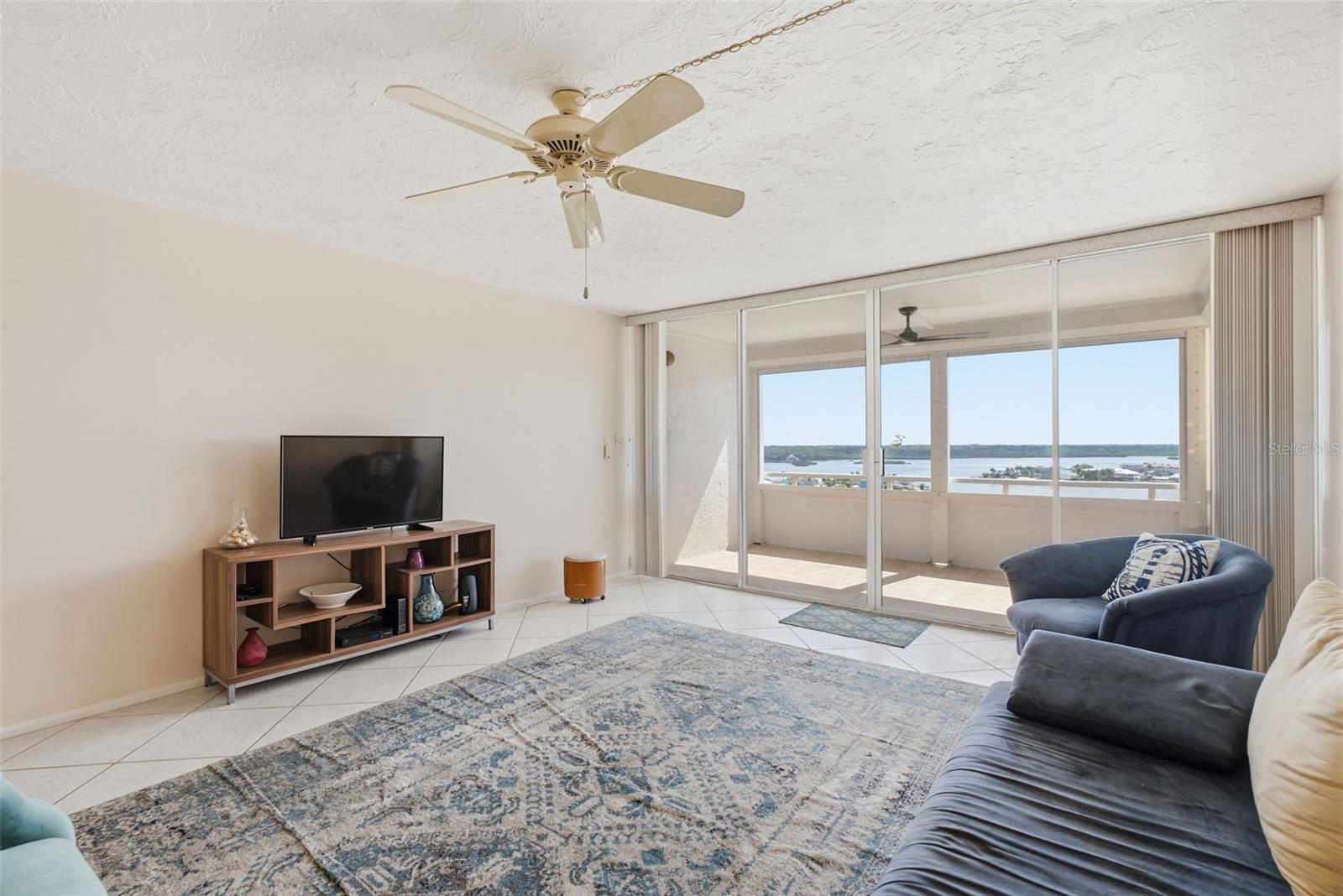 17920 GULF BLVD #1401 — photo 14