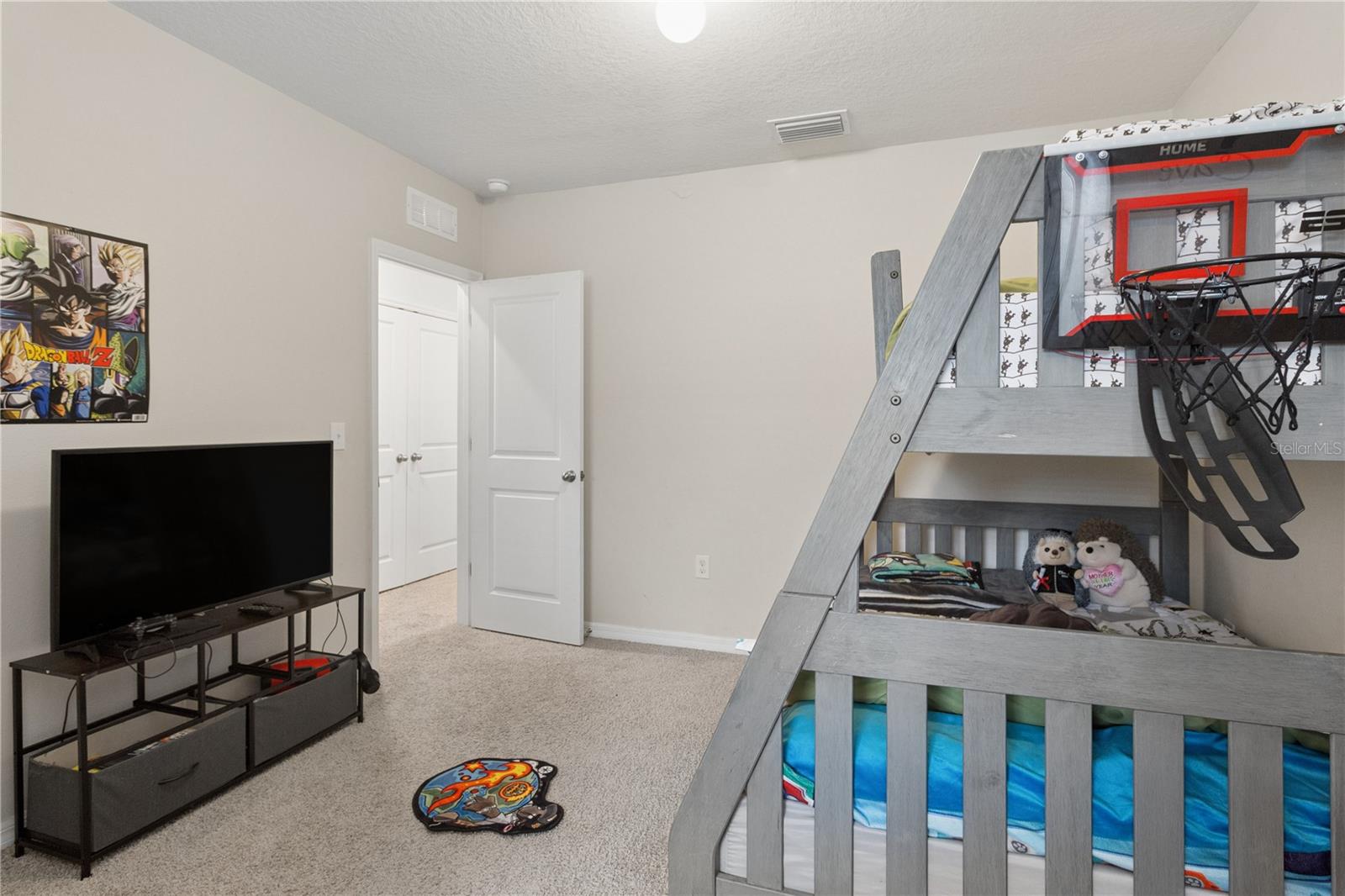 417 NEWMONT CIR — photo 21