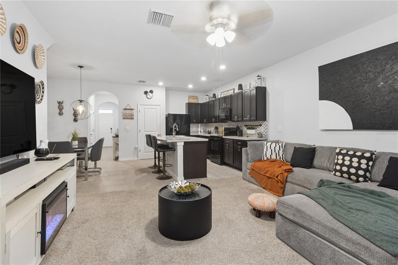 417 NEWMONT CIR — photo 14
