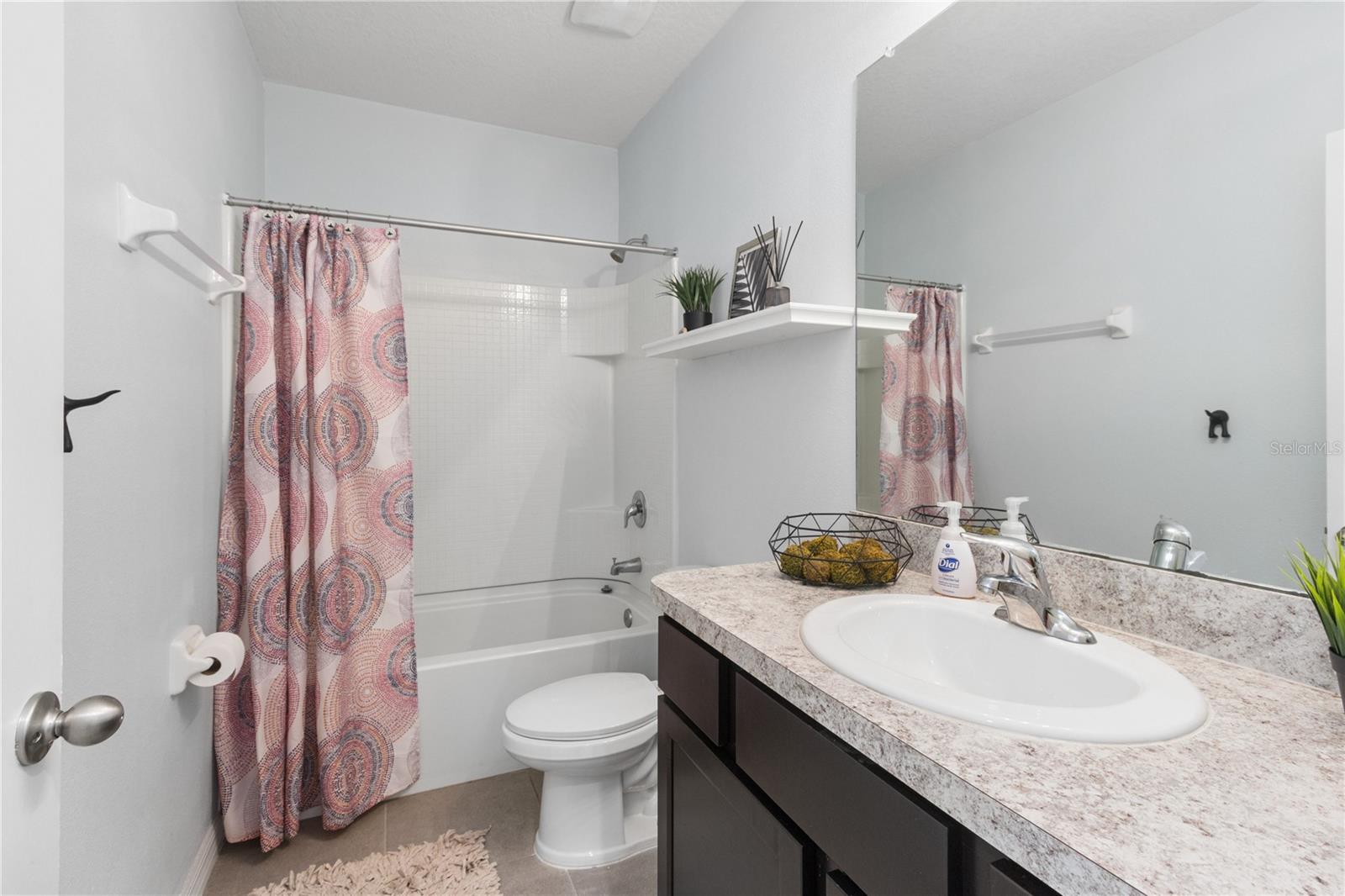 417 NEWMONT CIR — photo 25