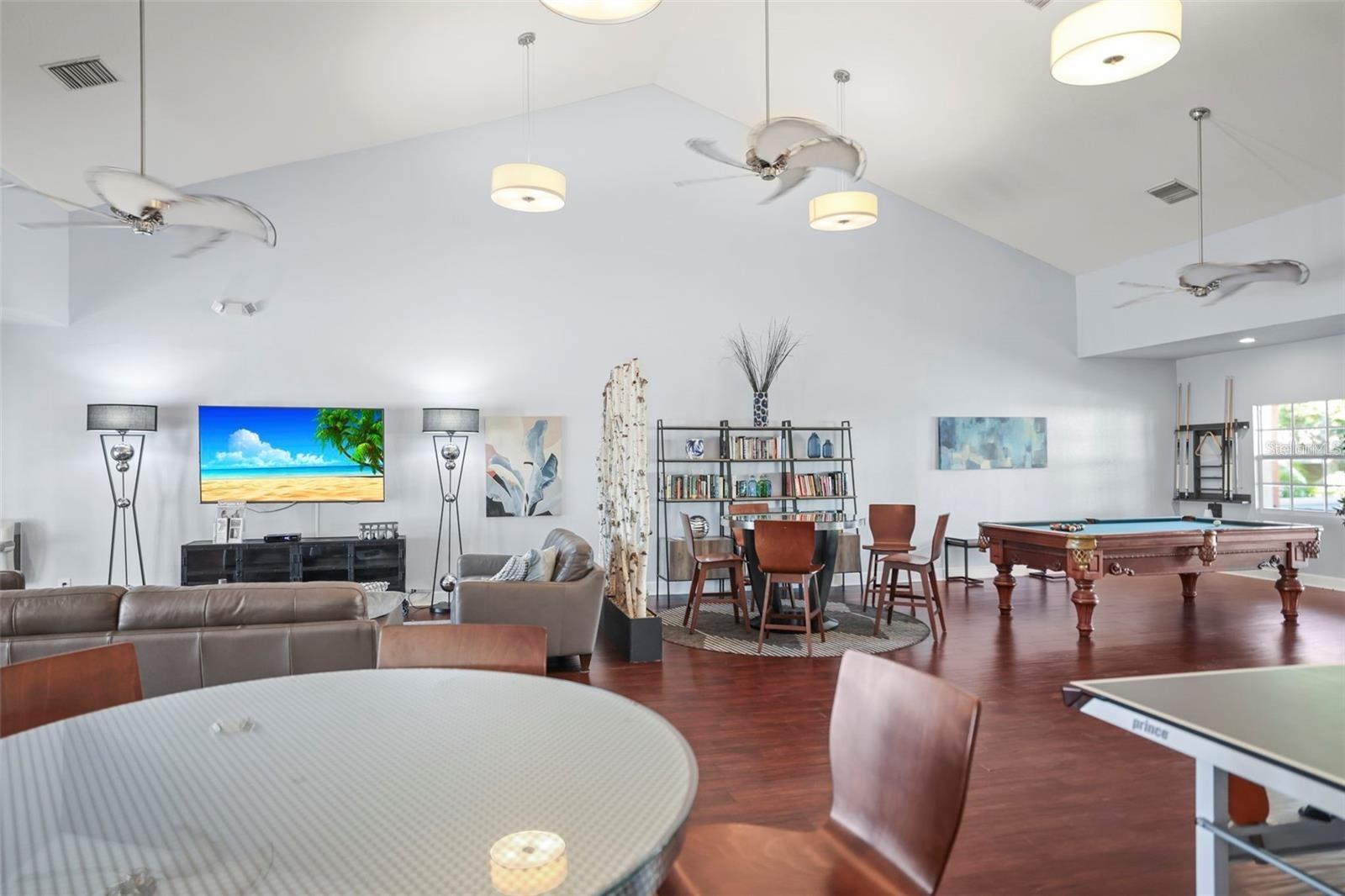 118 POMPANO DR SE #B — photo 46