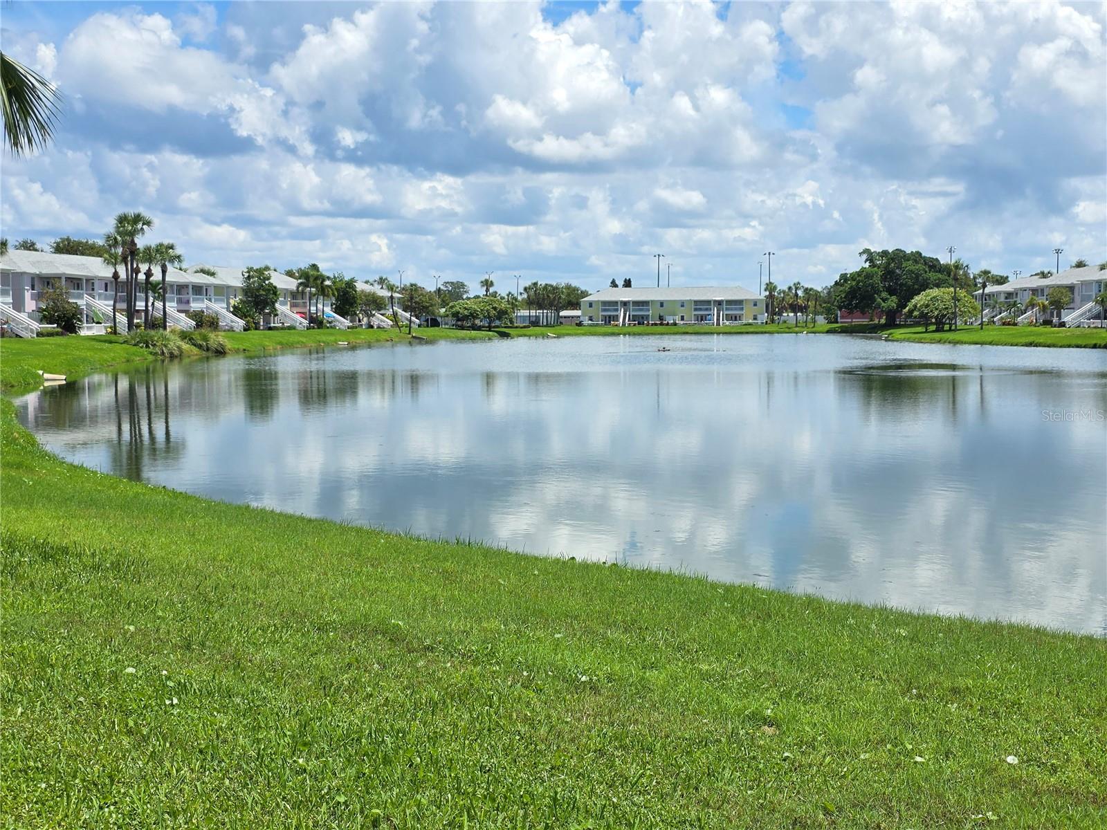 118 POMPANO DR SE #B — photo 56