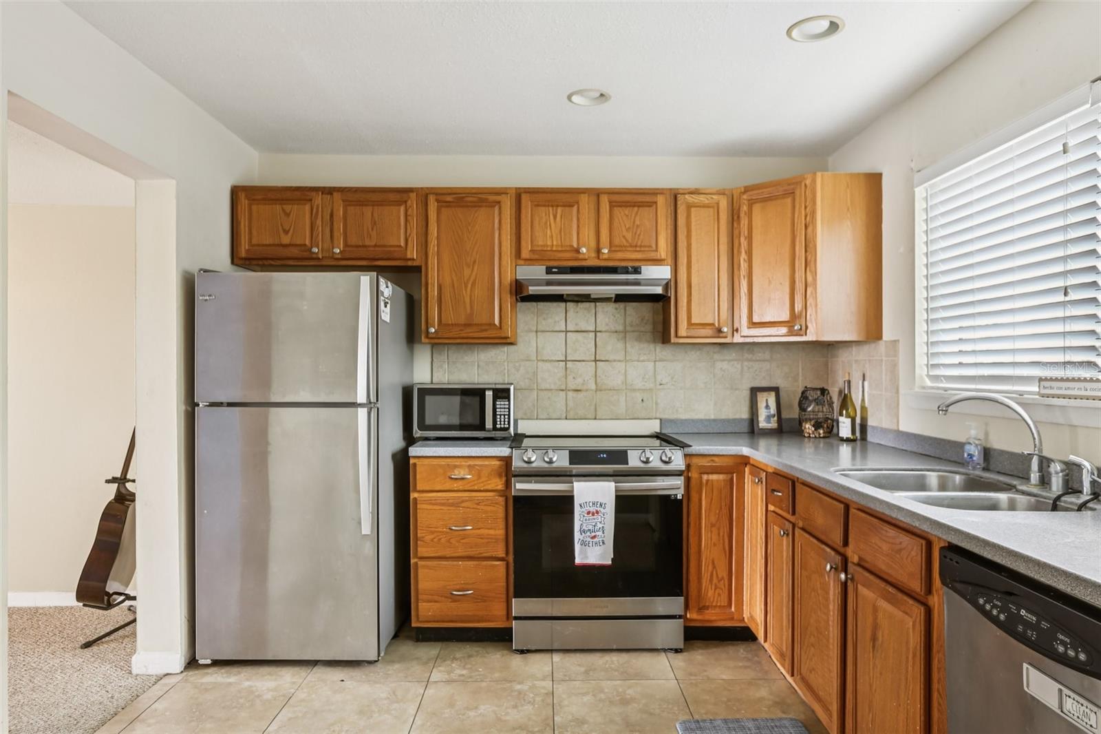 6325 NEWTOWN CIR #25B2 — photo 22