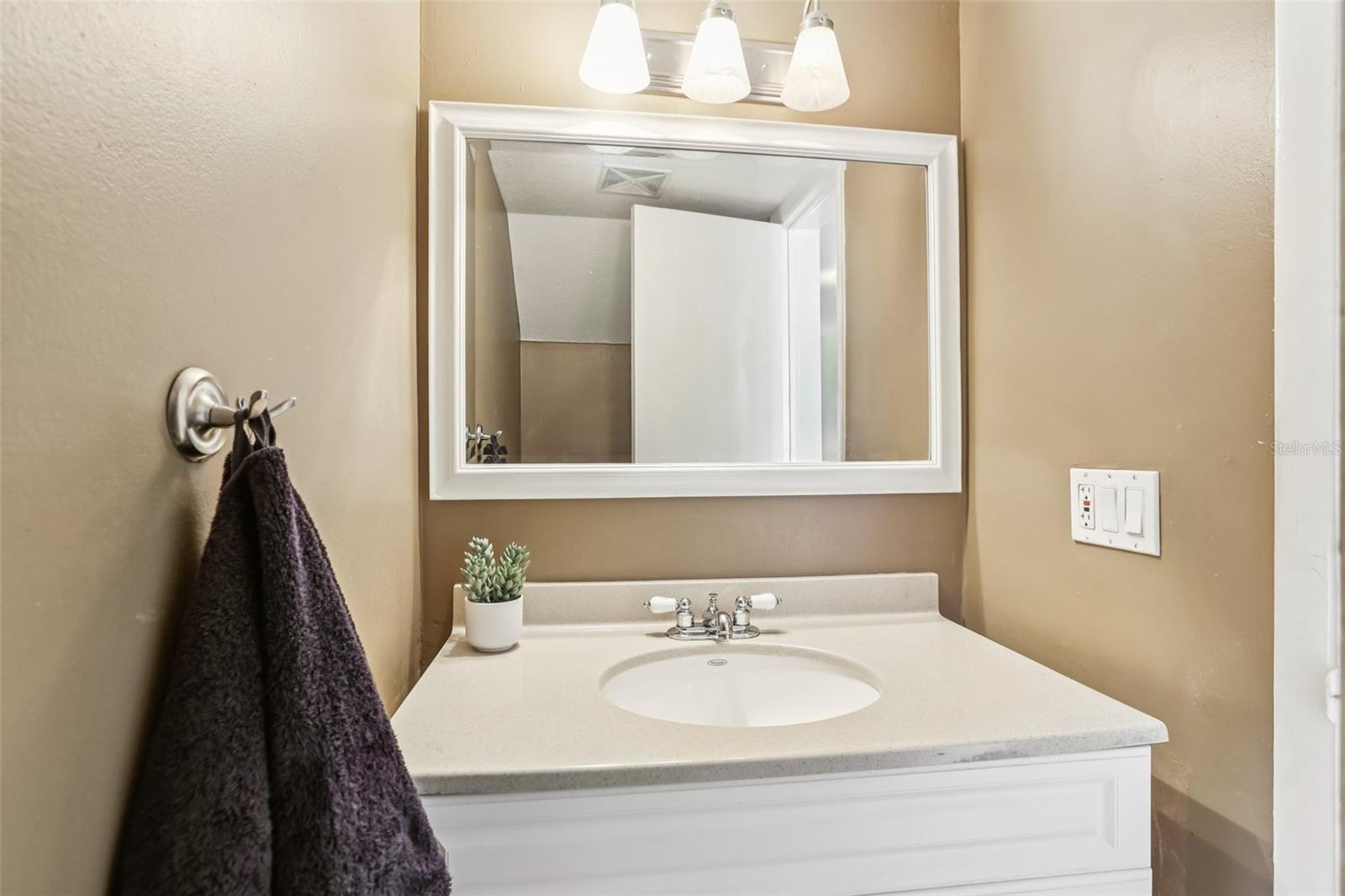 6325 NEWTOWN CIR #25B2 — photo 23