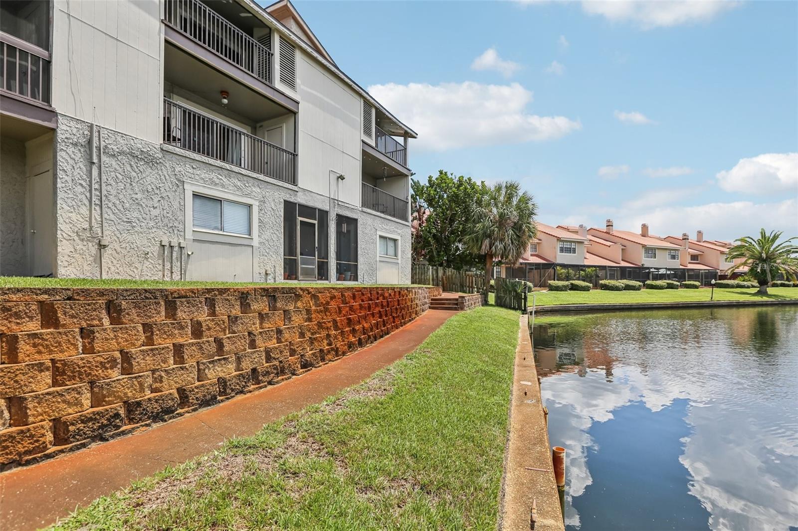 6325 NEWTOWN CIR #25B2 — photo 44