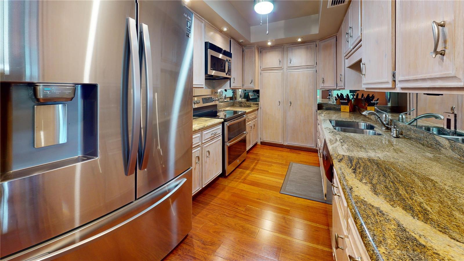 1750 BENJAMIN FRANKLIN DR #B — photo 11