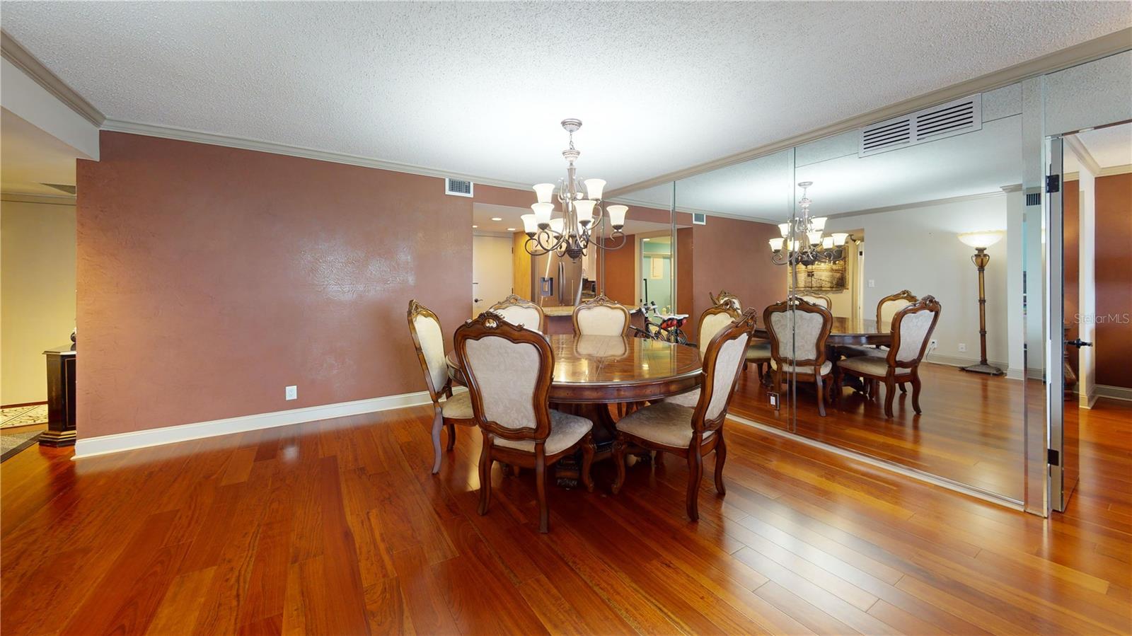 1750 BENJAMIN FRANKLIN DR #B — photo 9