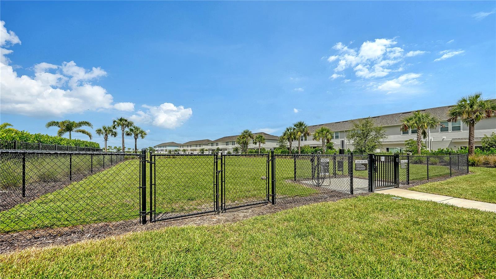 3039 NOVARA LN — photo 40