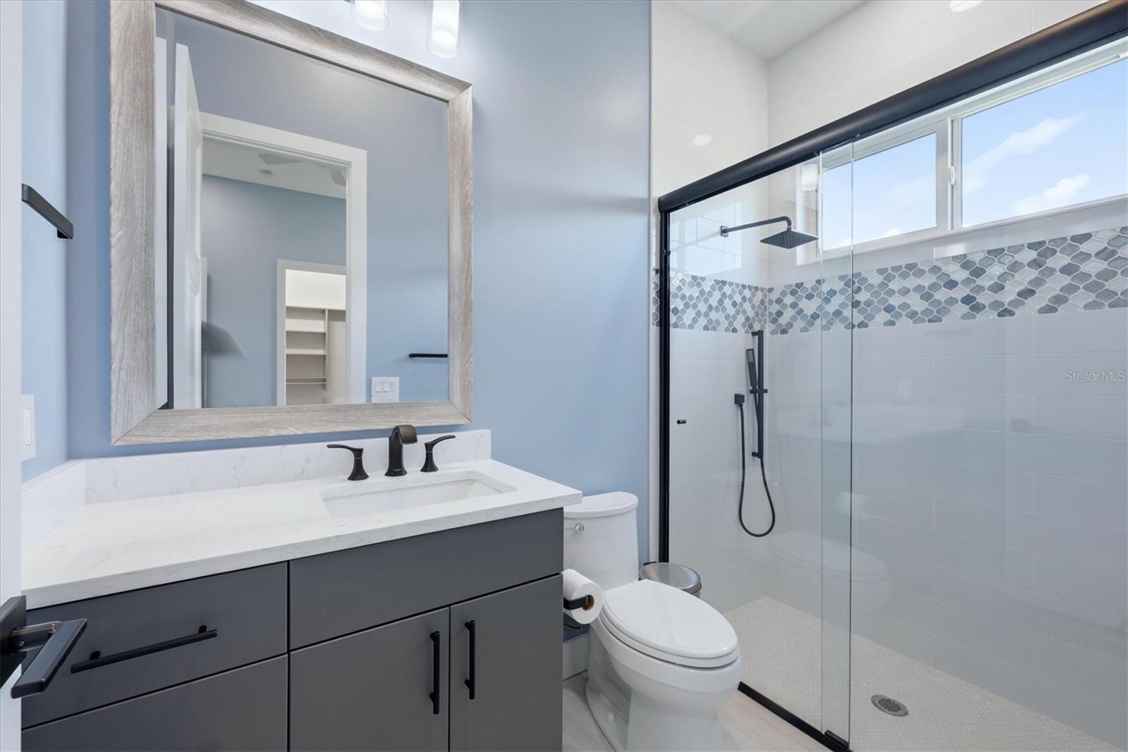 387 S SHORE DR — photo 44