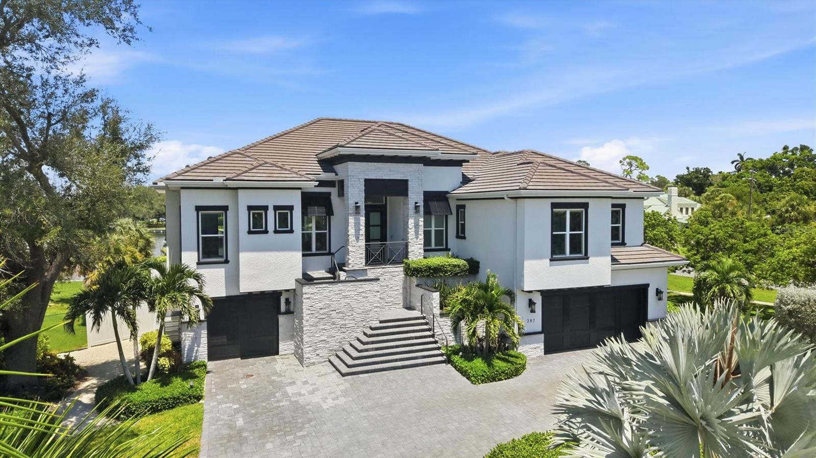 387 S SHORE DR — photo 3