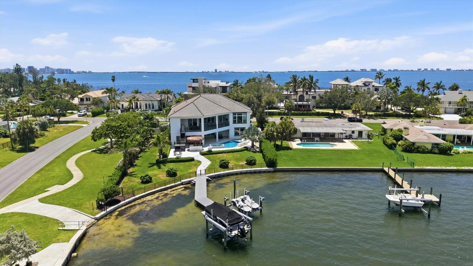387 S SHORE DR — photo 75