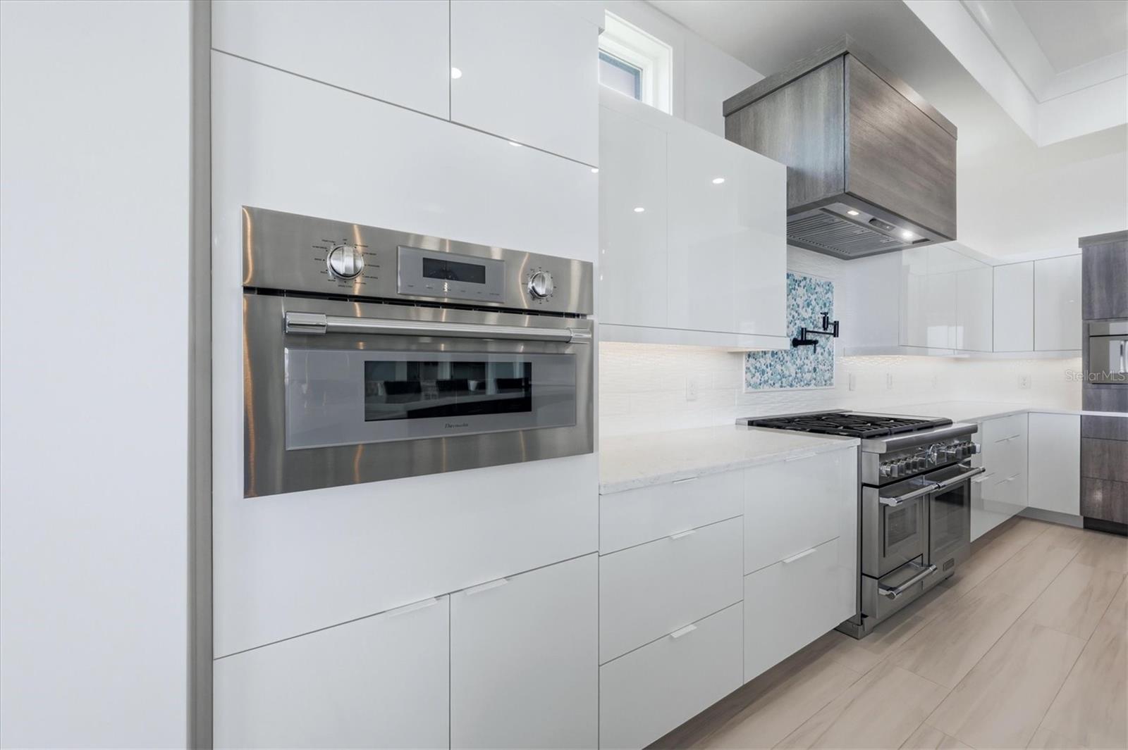387 S SHORE DR — photo 16
